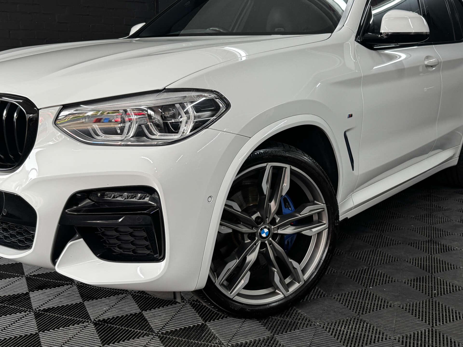 BMW X3 view 4