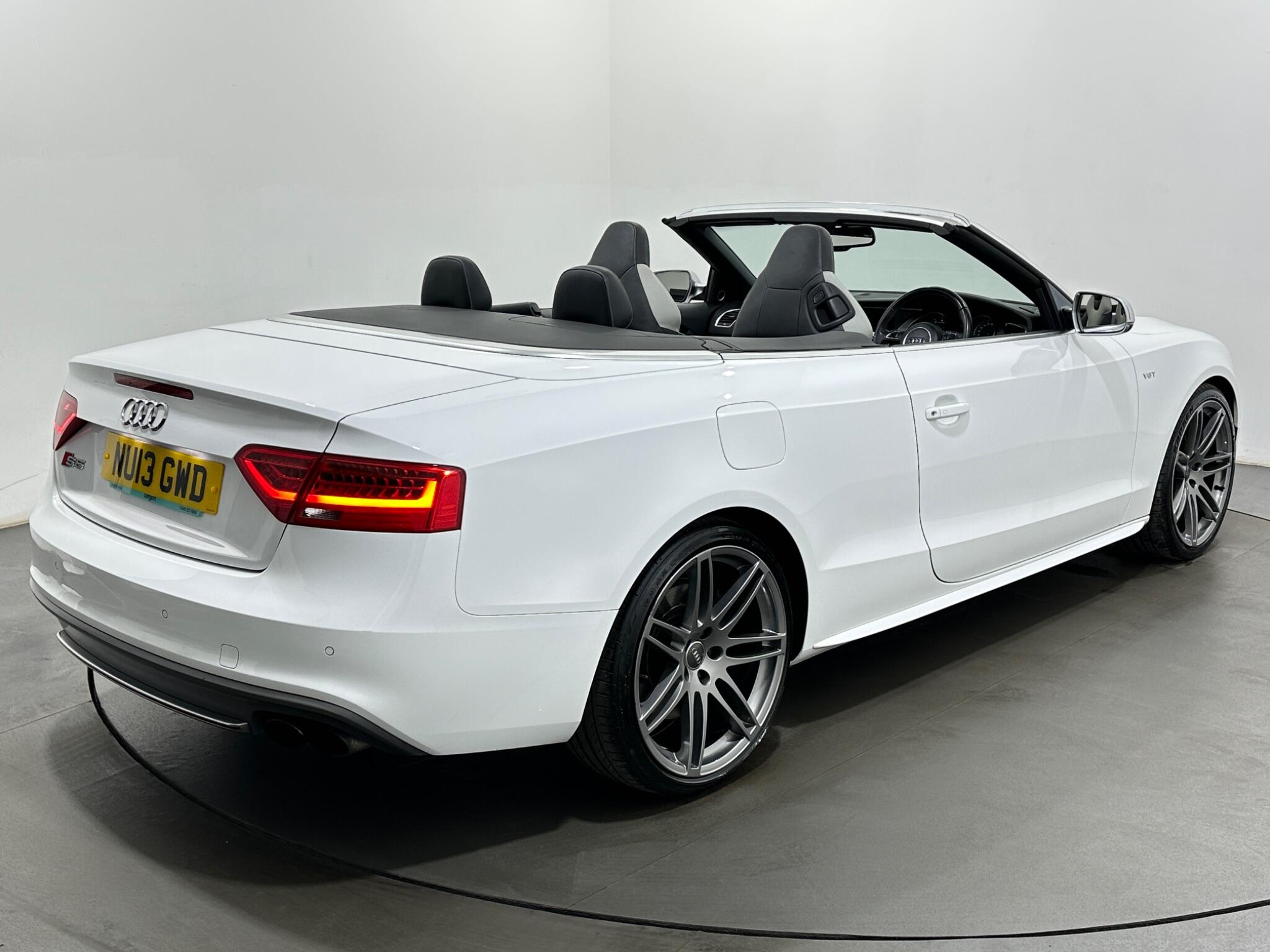 Audi S5 view 47