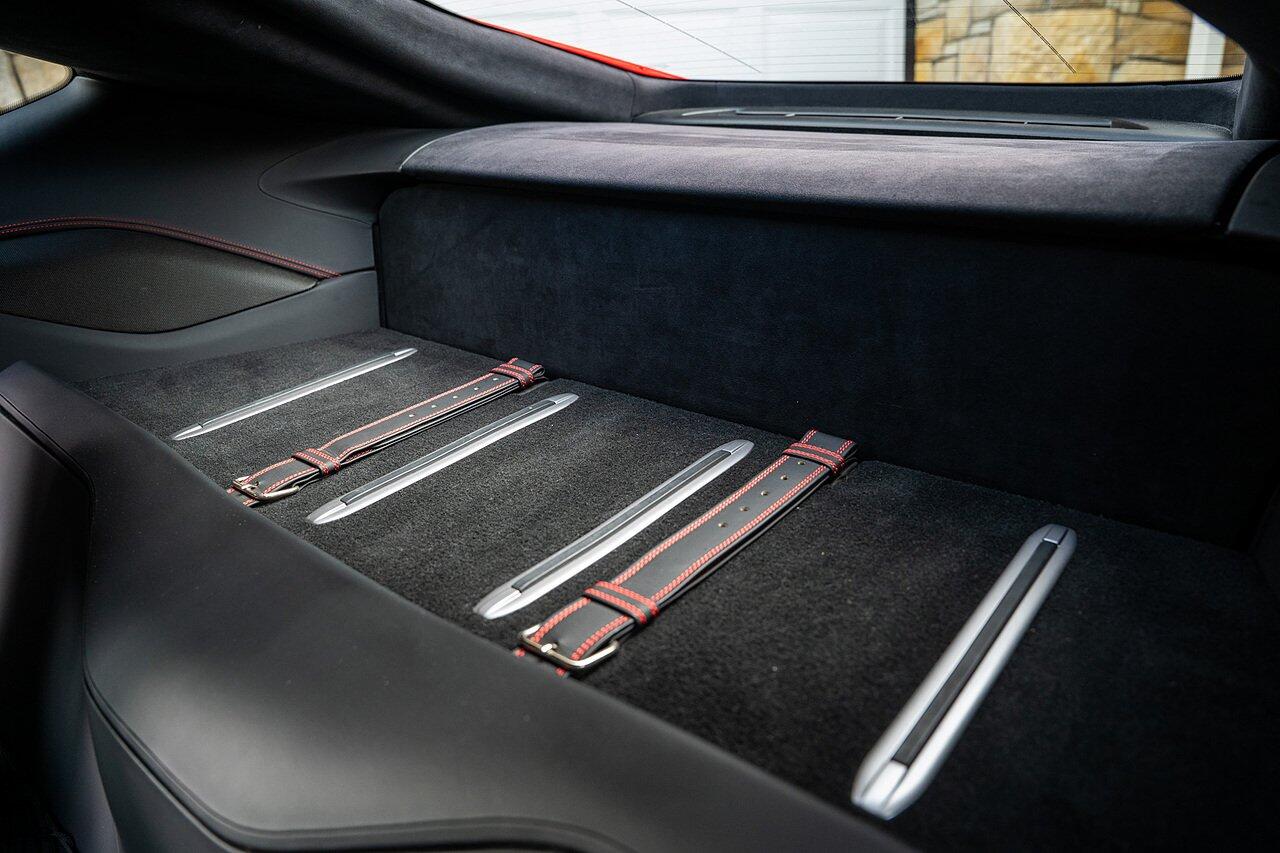 Ferrari 812 view 84