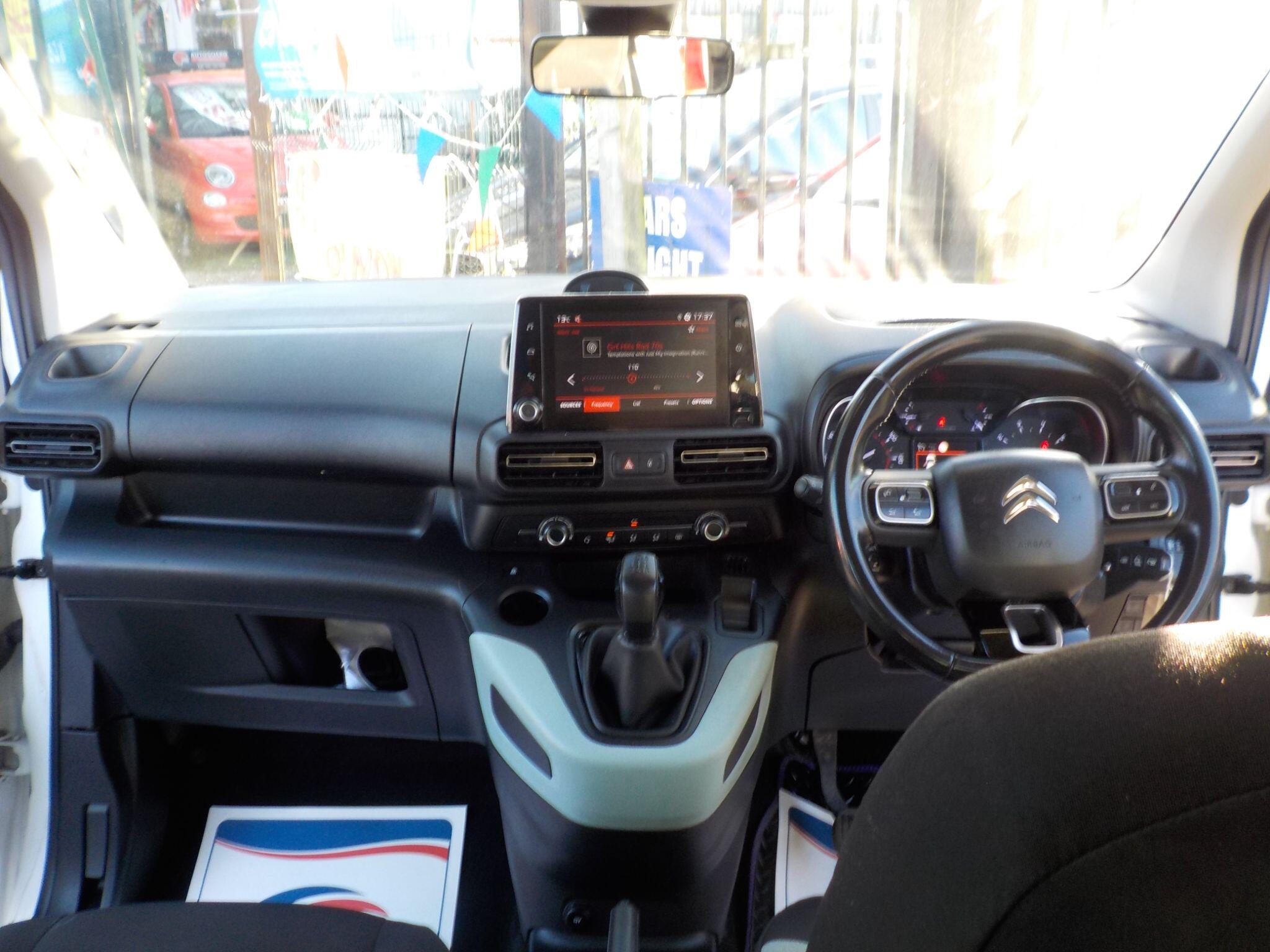 Citroen Berlingo 1.5 BlueHDi Feel XL MPV Euro 6 5dr