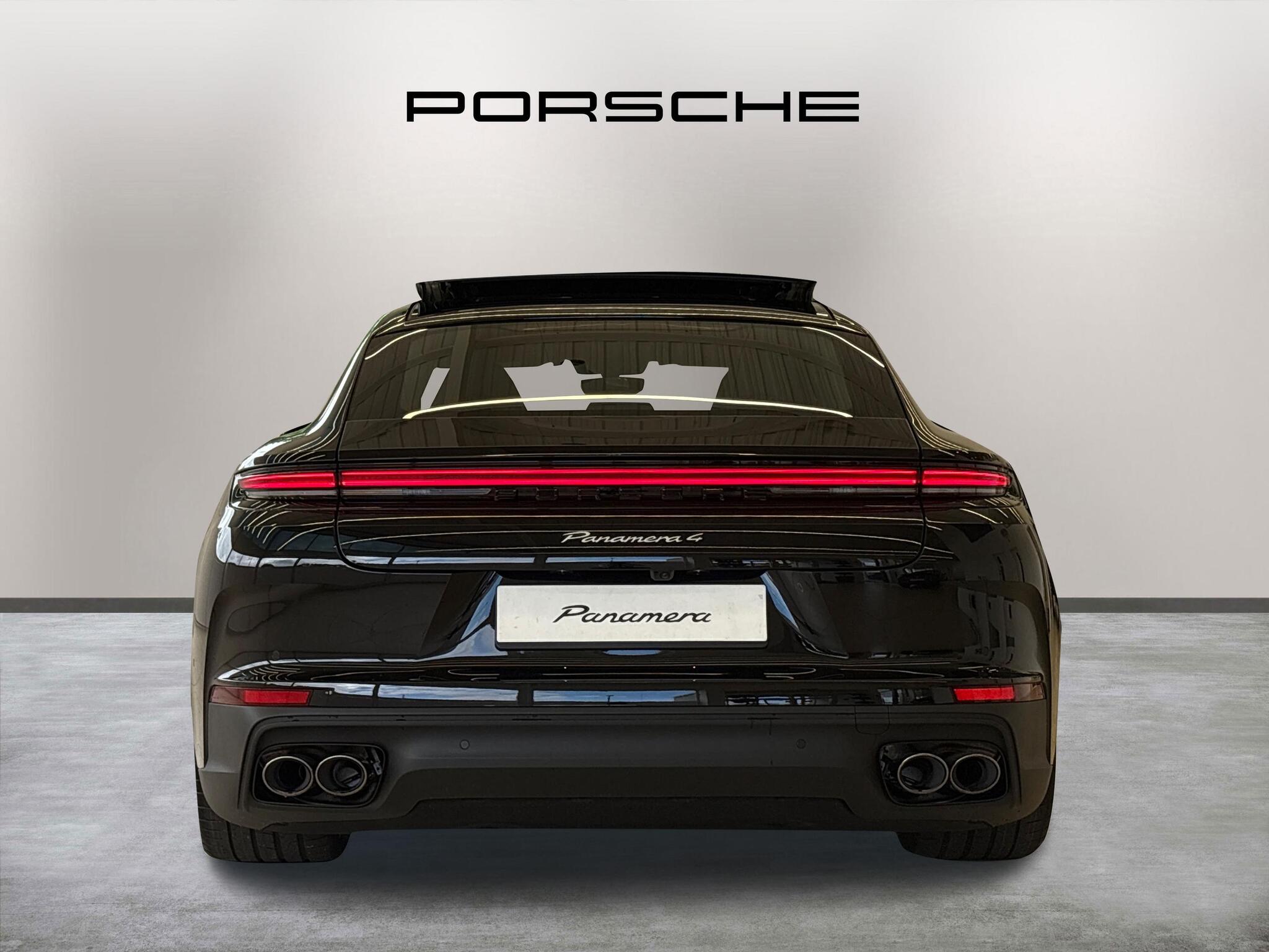 Porsche Panamera view 6