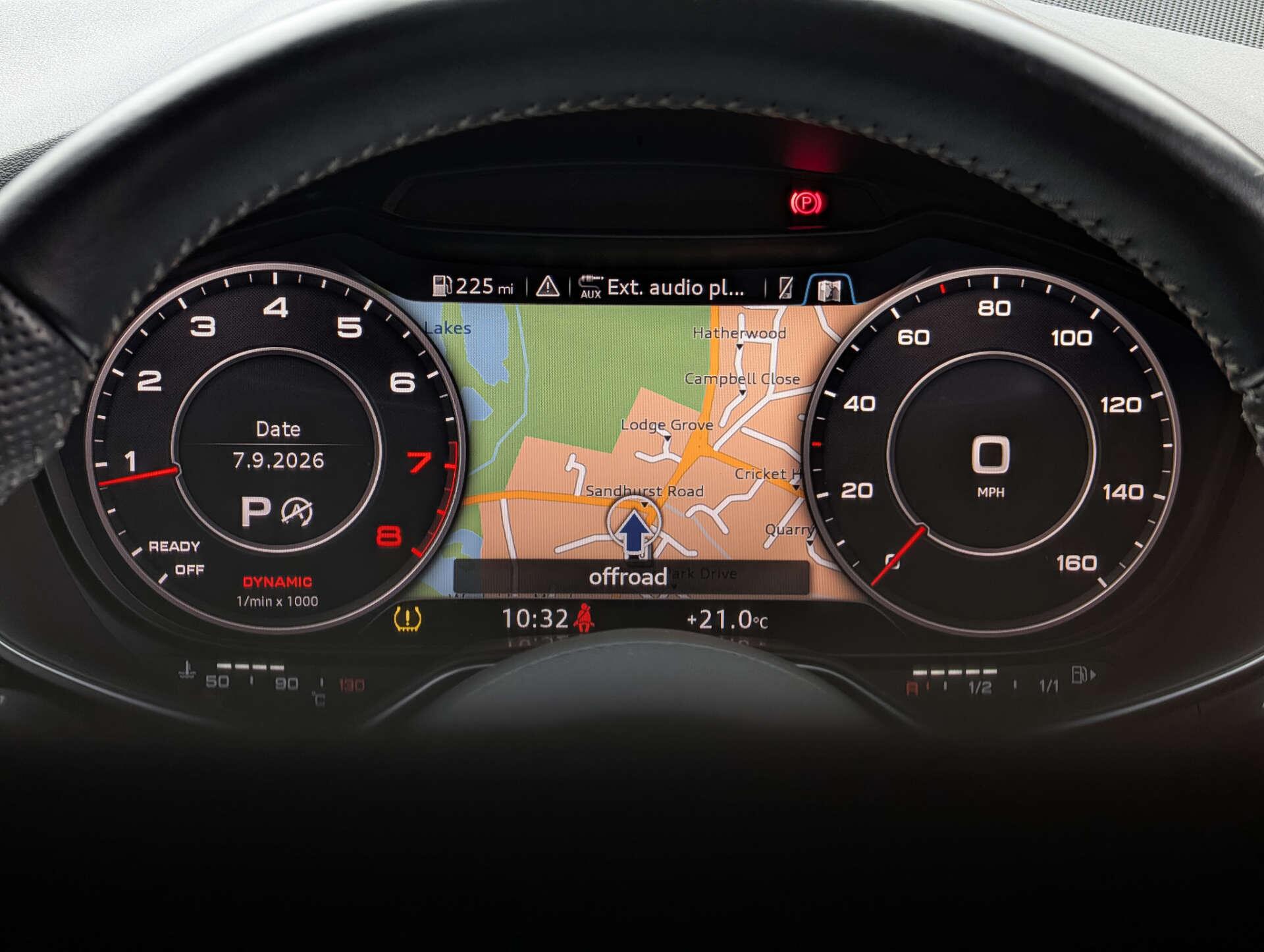 Audi TT view 30