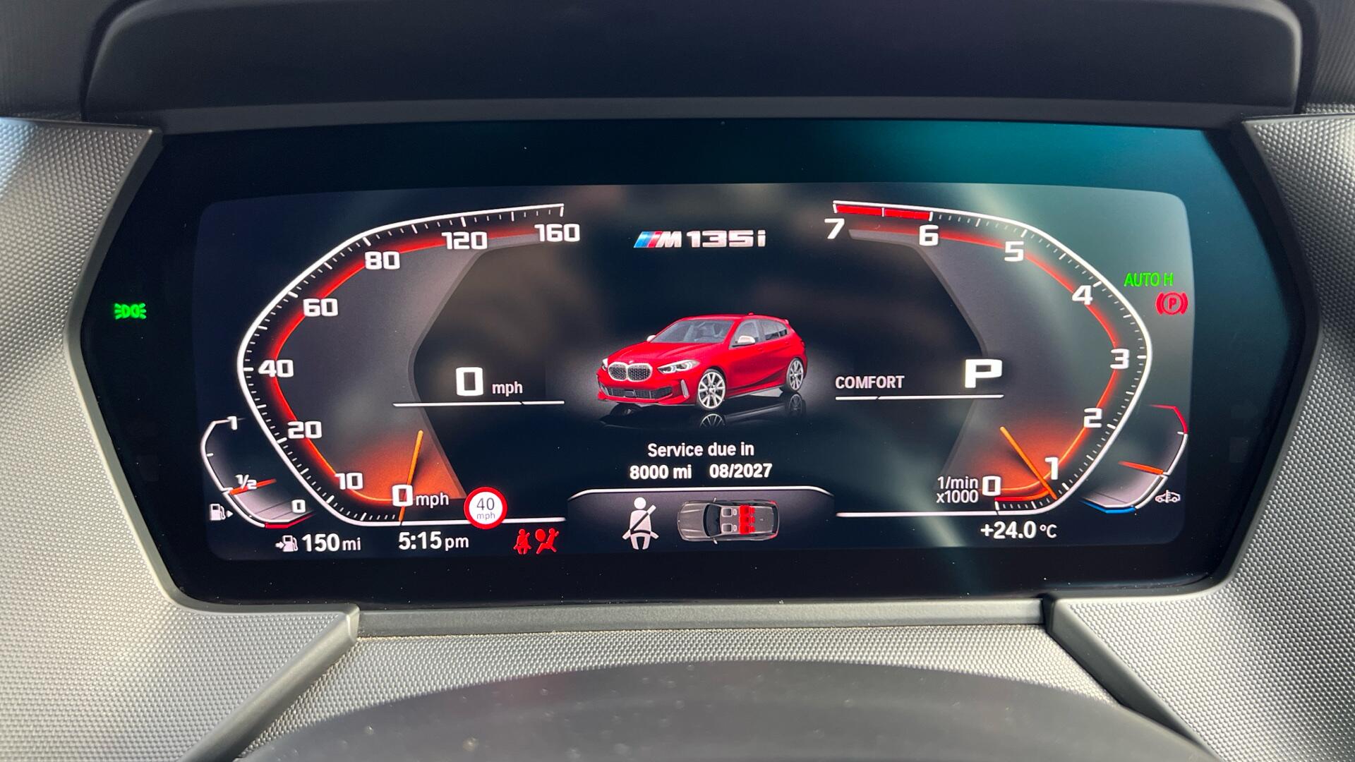 BMW 1 Series view 9