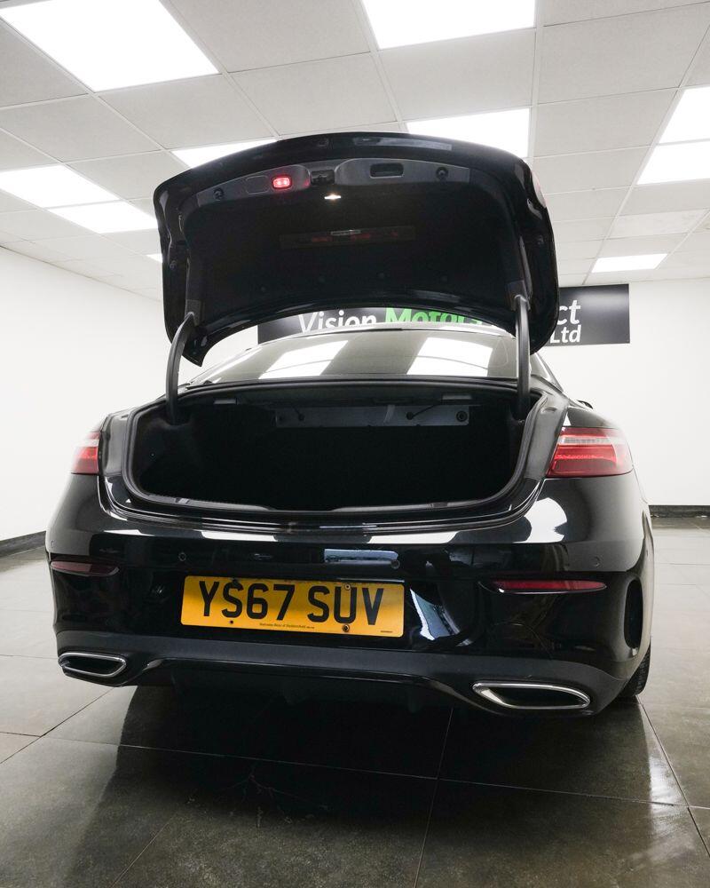 Mercedes-Benz E Class view 7