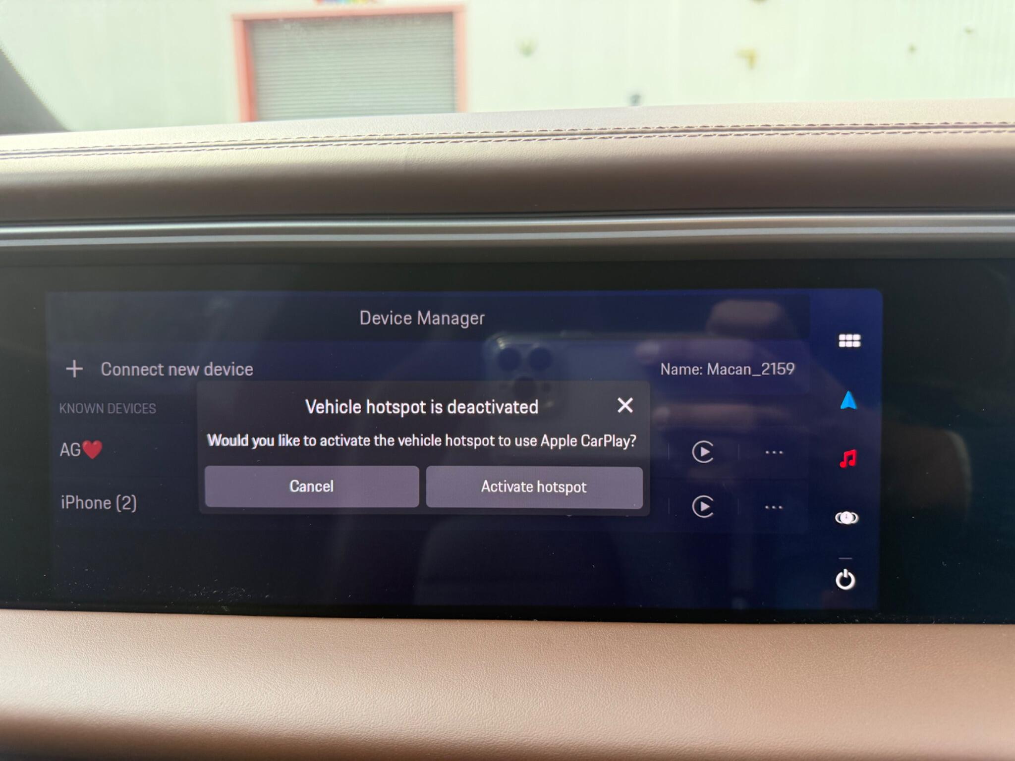 Porsche Macan view 38