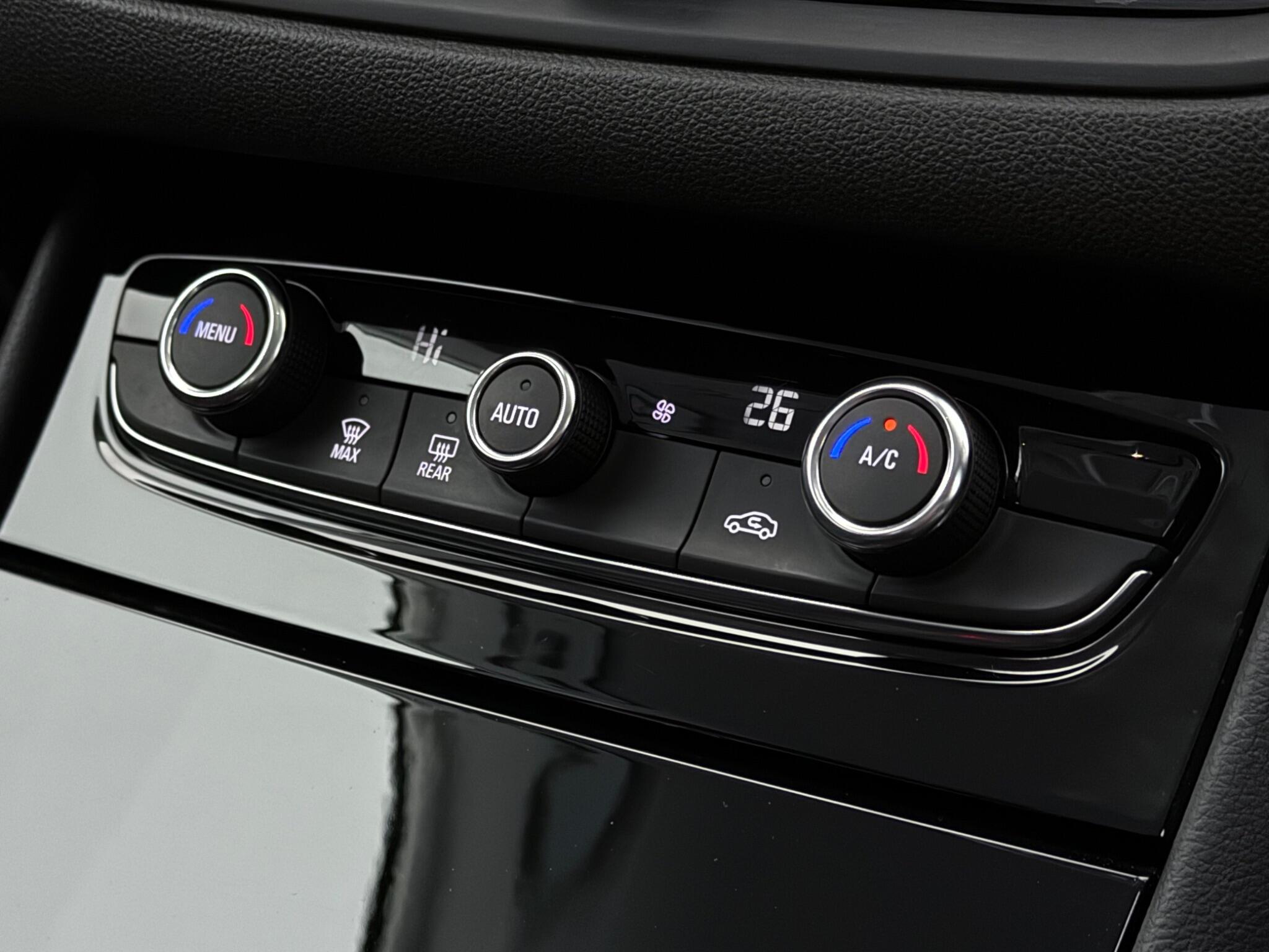 Vauxhall Grandland view 30