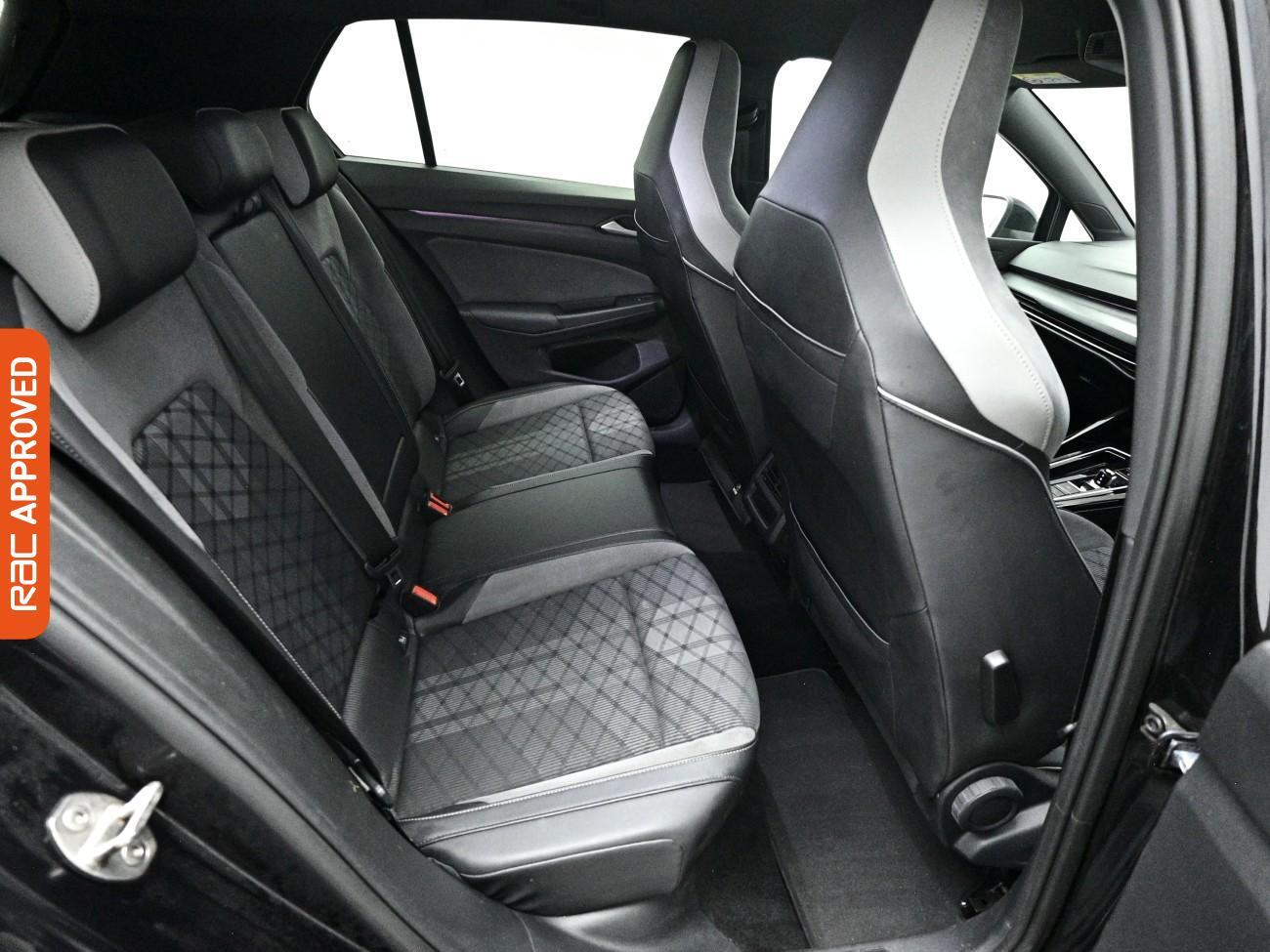 Volkswagen Golf view 13