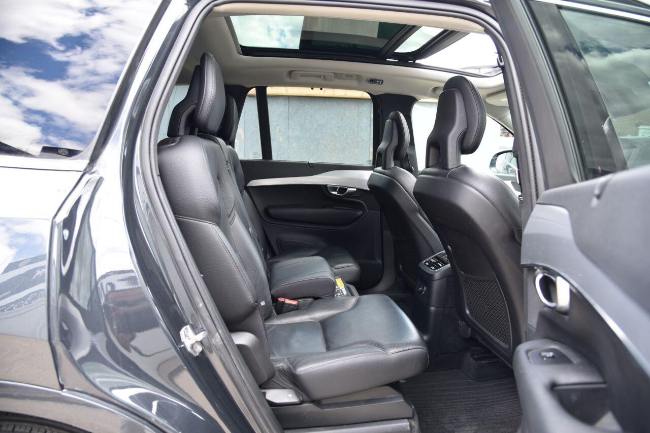 Volvo XC90 view 27