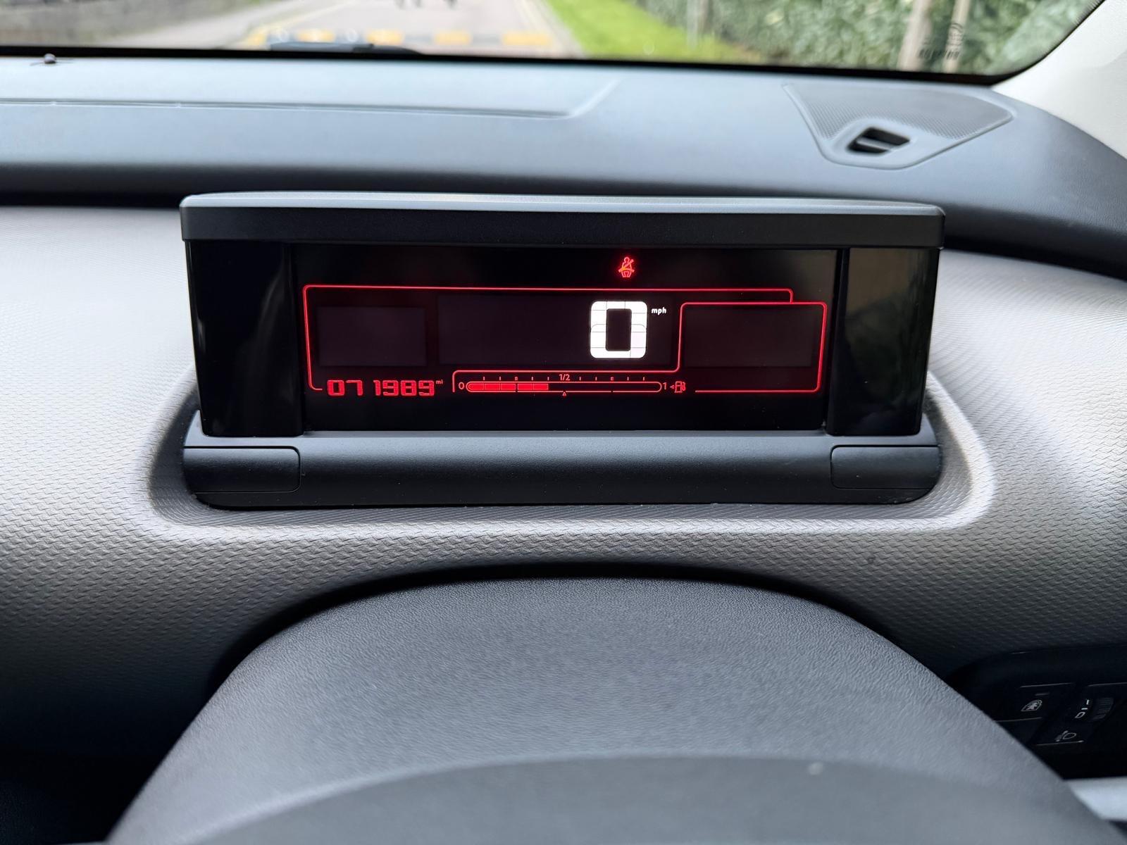 Citroen C4 Cactus view 24
