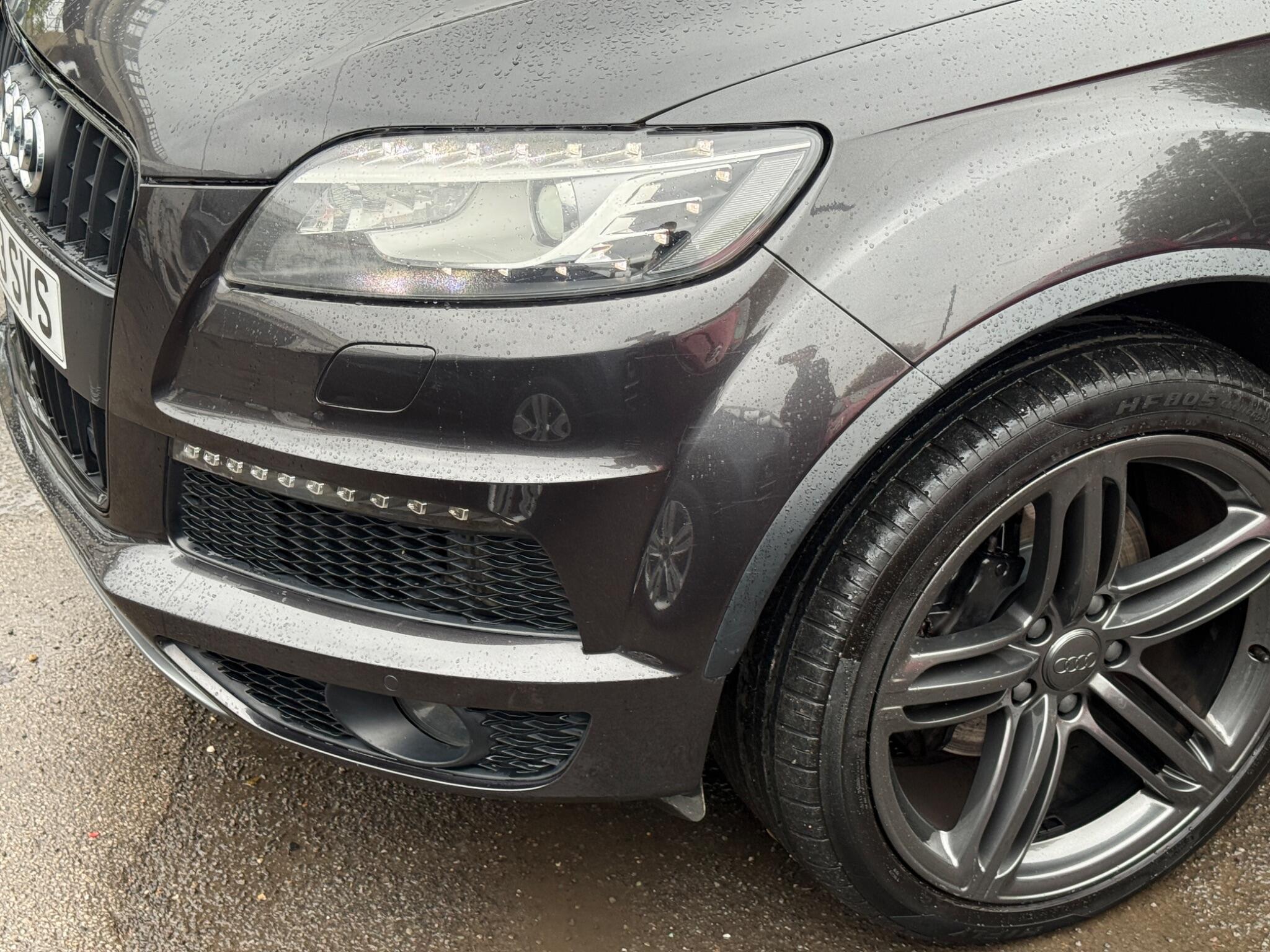 Audi Q7 - Image 23