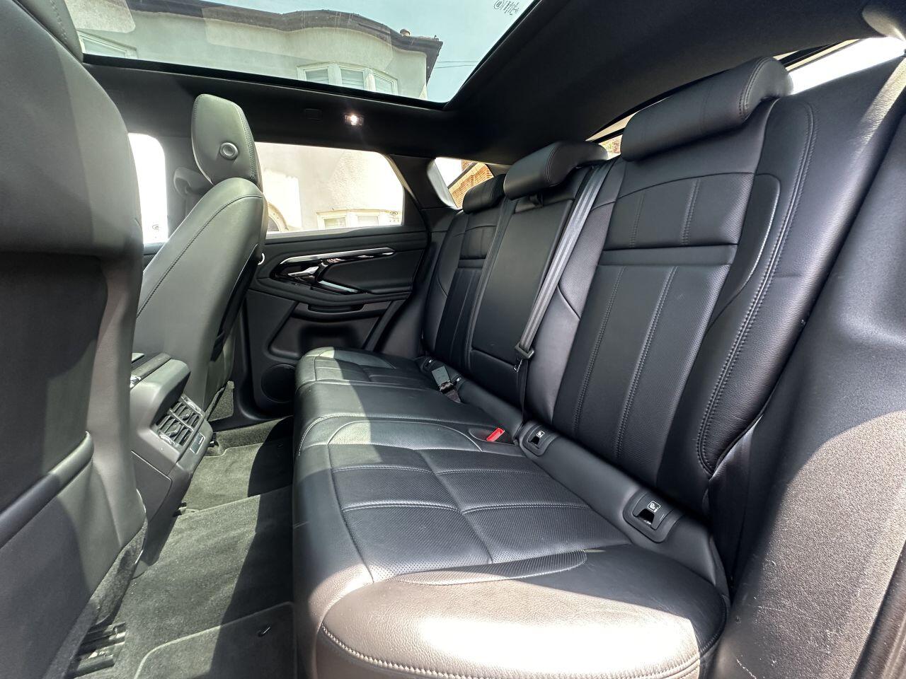 Land Rover Range Rover Evoque view 25