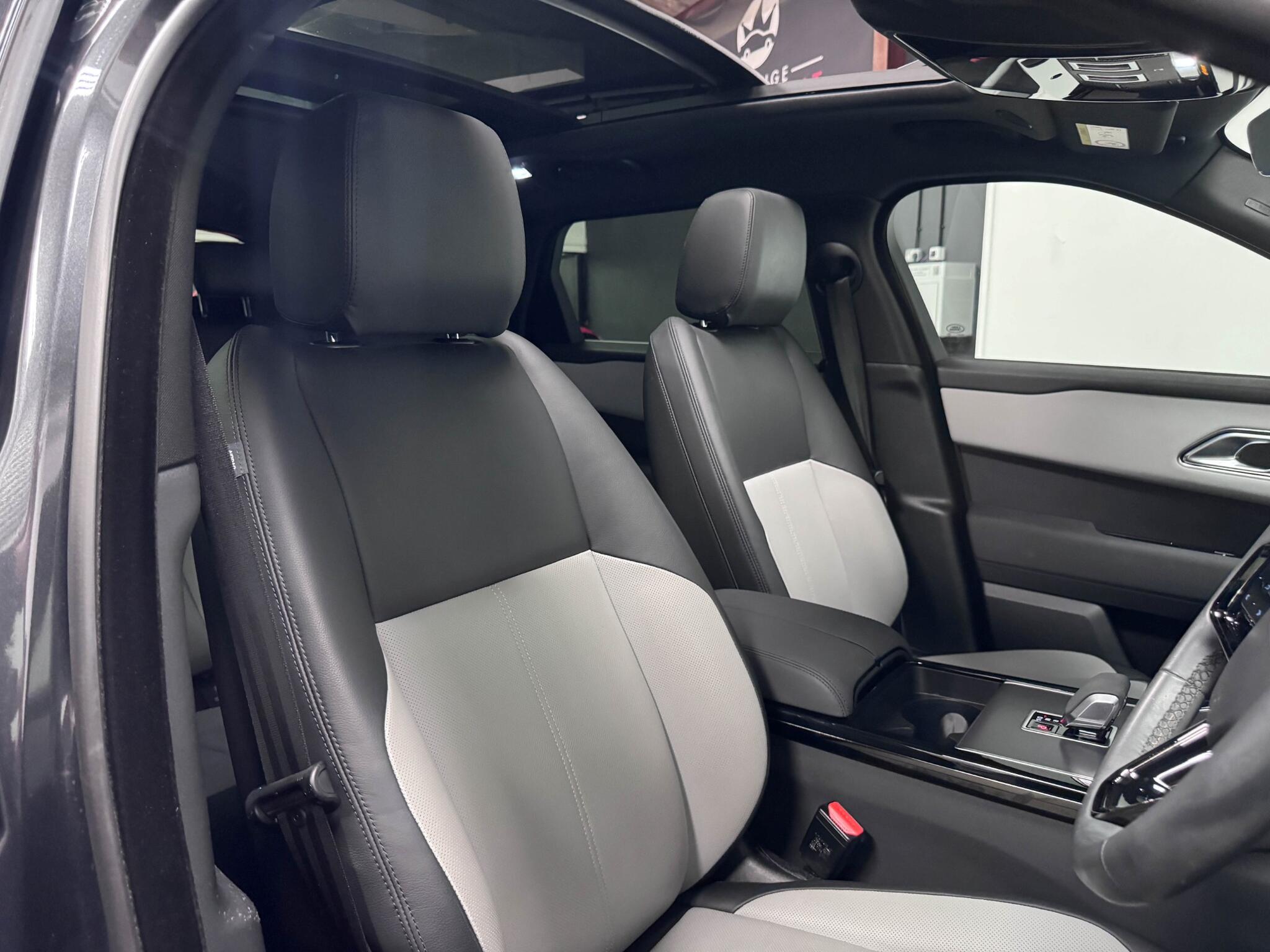 Land Rover Range Rover Velar view 32