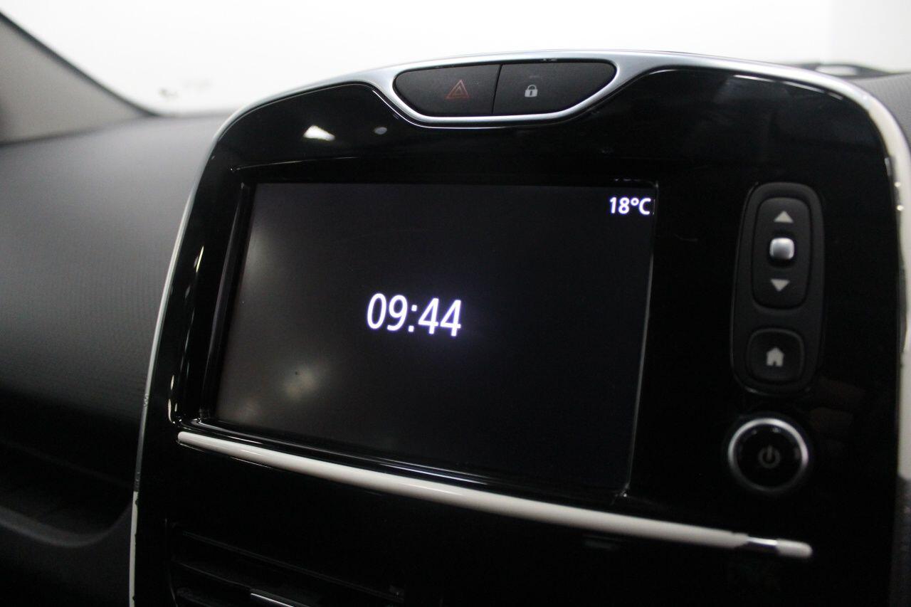 Renault Clio view 43