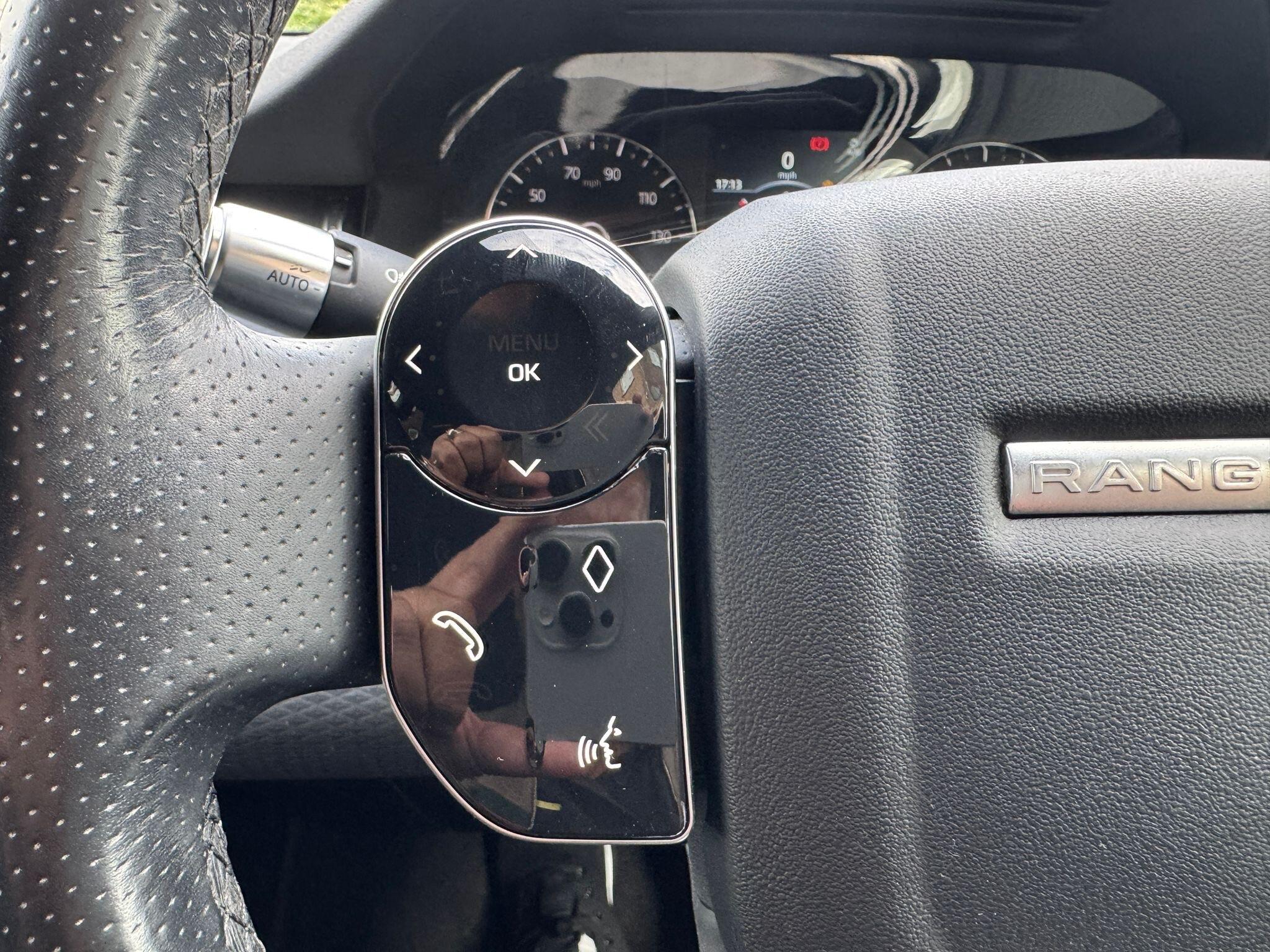 Land Rover Range Rover Evoque view 11