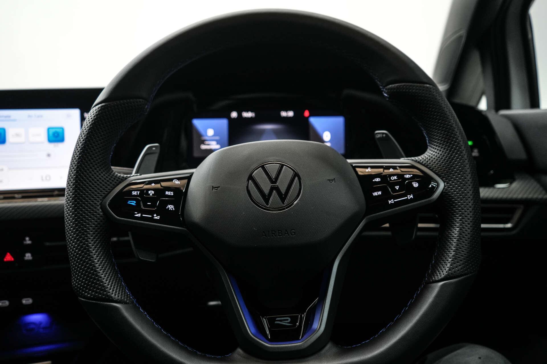 Volkswagen Golf view 38