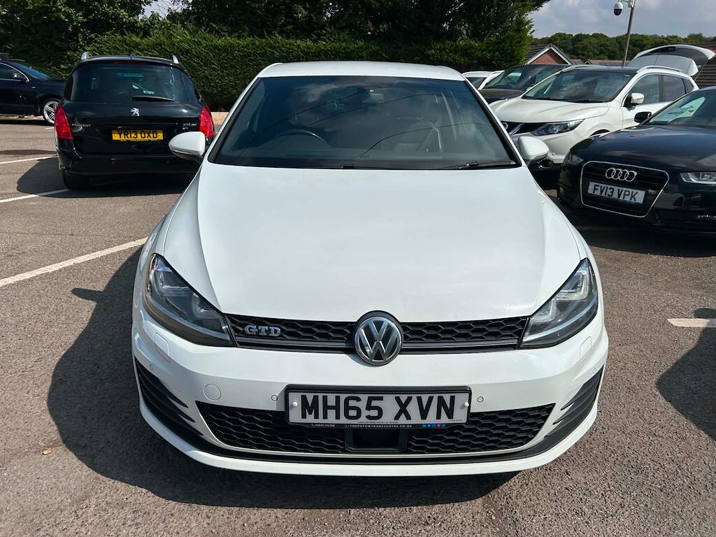 Volkswagen Golf view 6