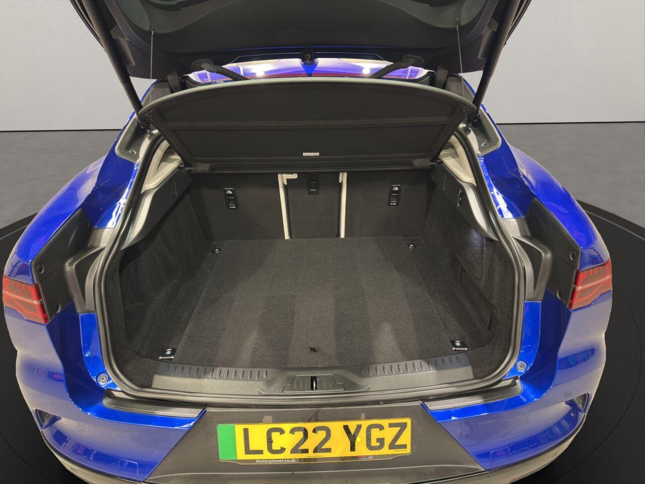 Jaguar I-Pace view 38