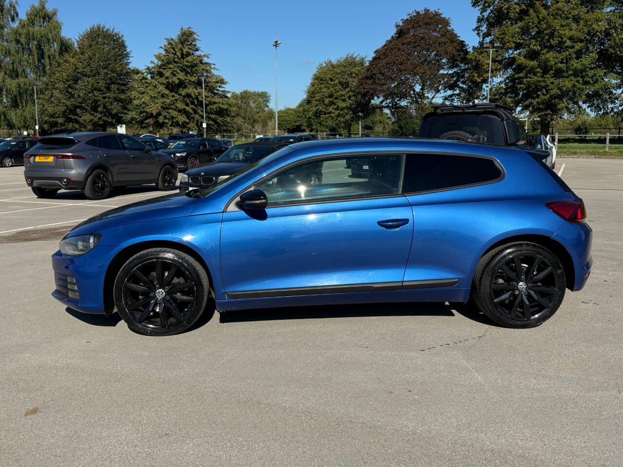 Volkswagen Scirocco view 5