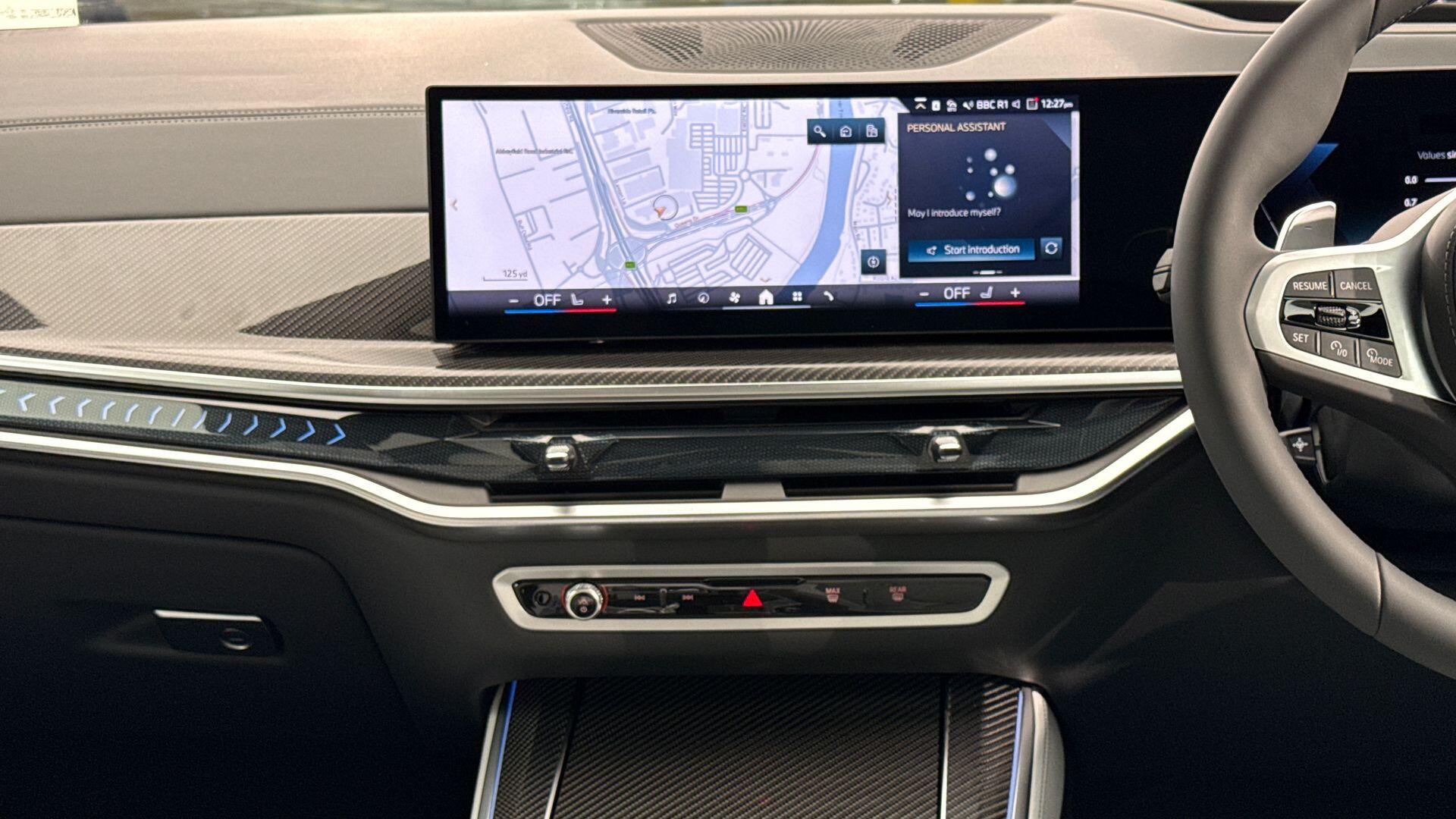 BMW X5 view 8