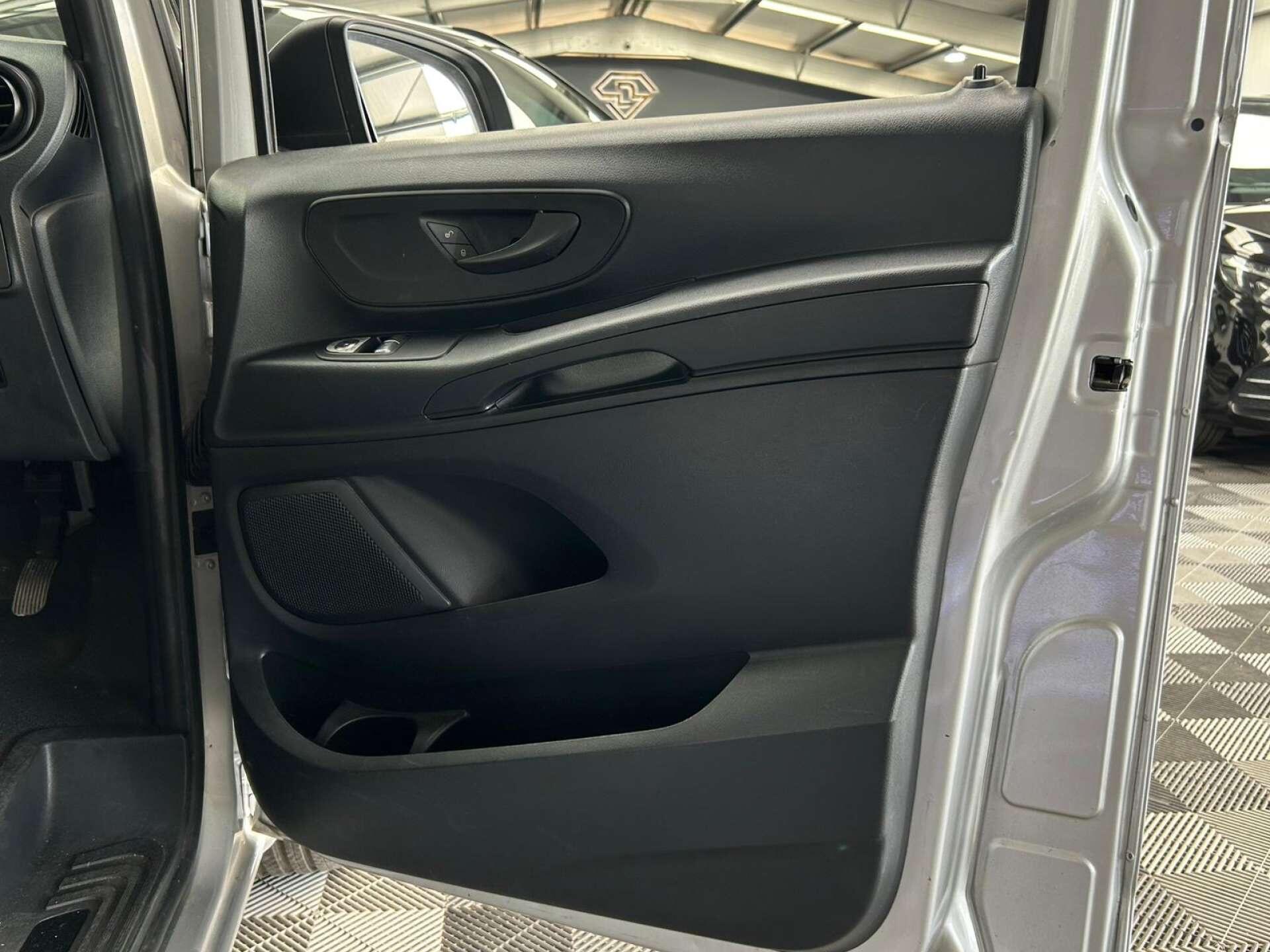 Mercedes-Benz Vito view 44