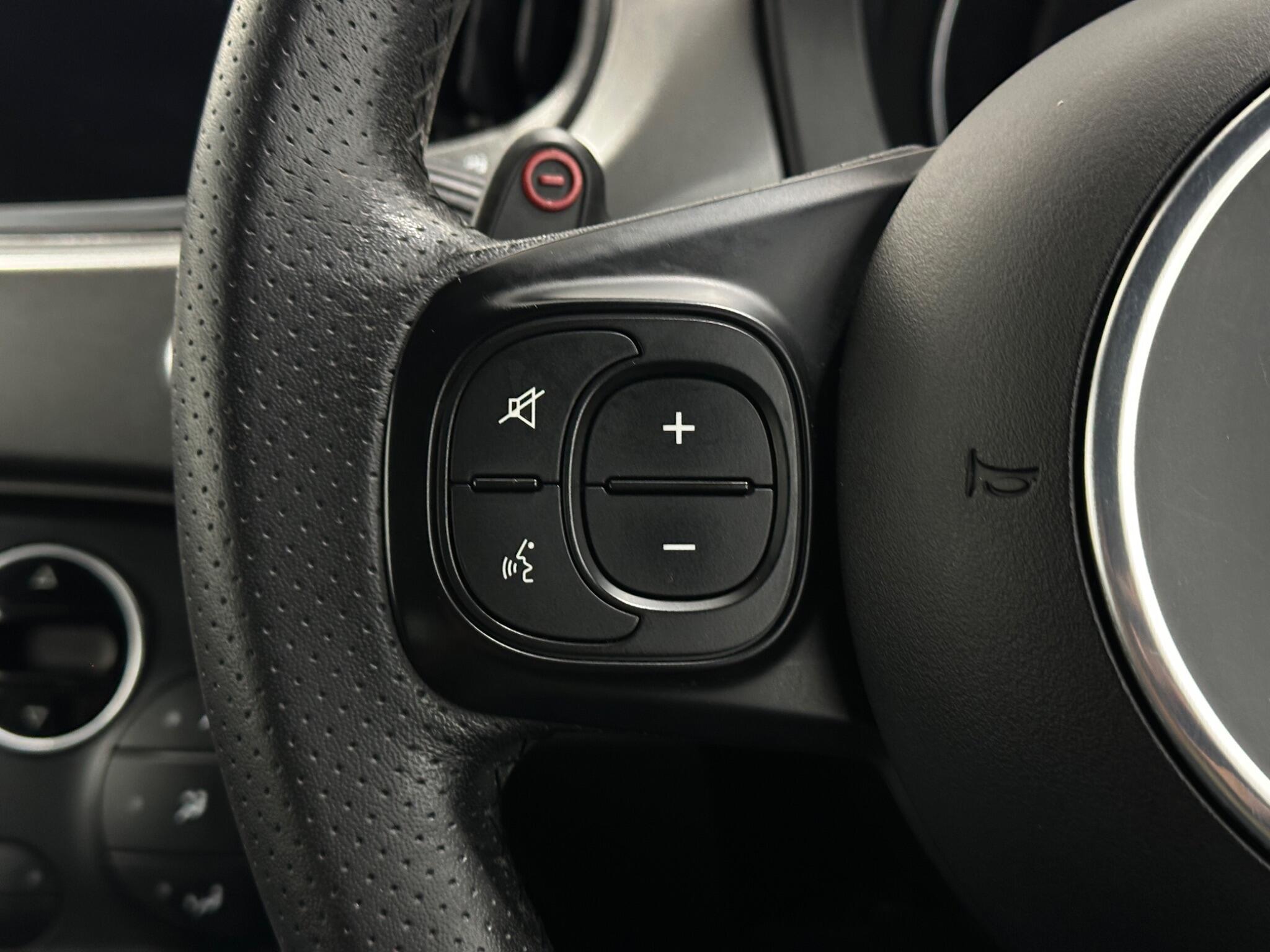 Abarth 595 view 15