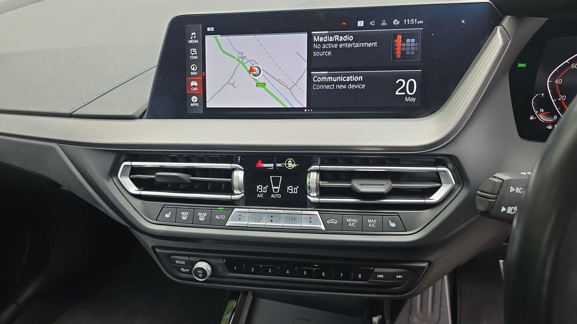 BMW 1 Series view 8