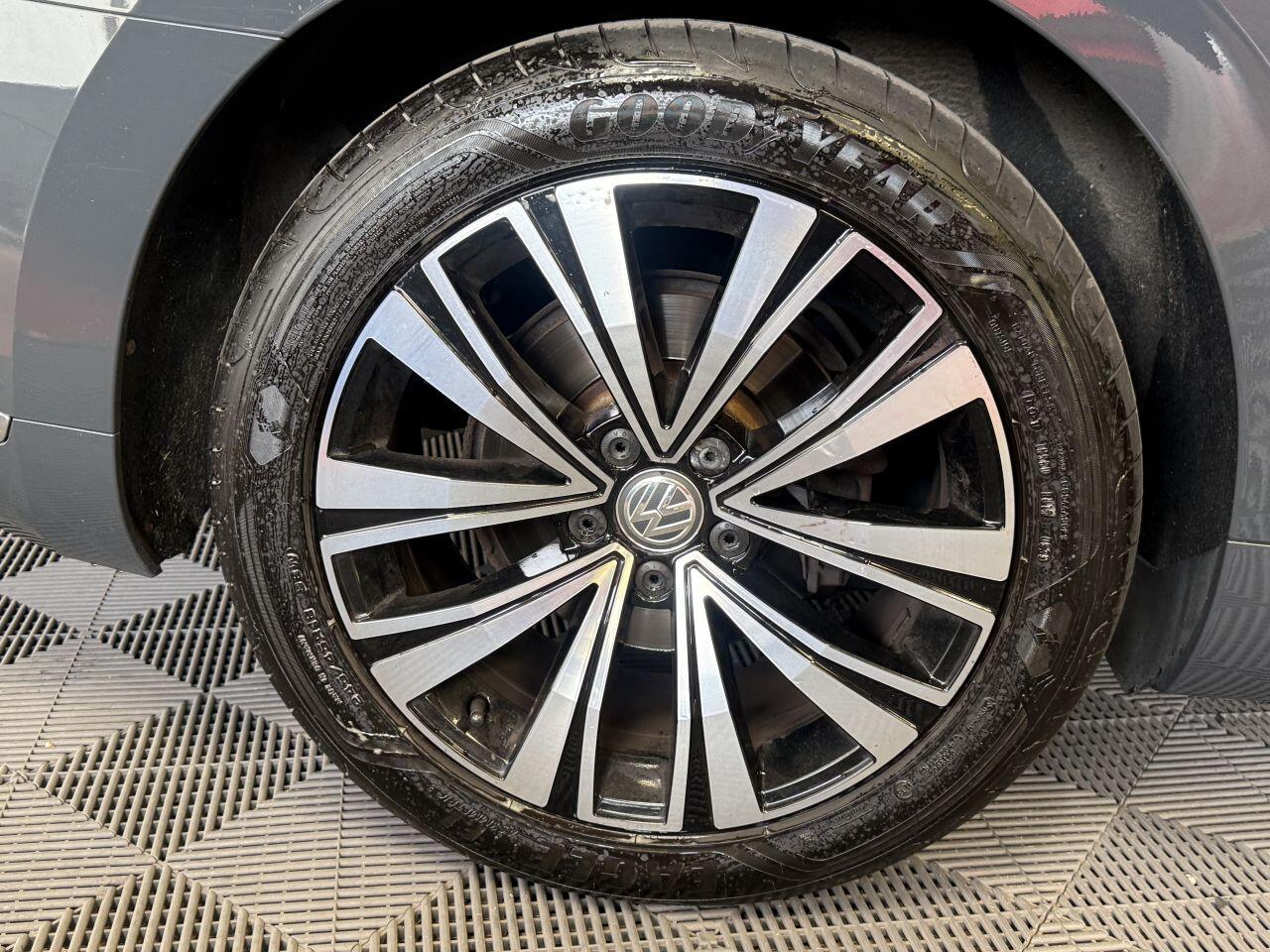 Volkswagen Arteon view 19
