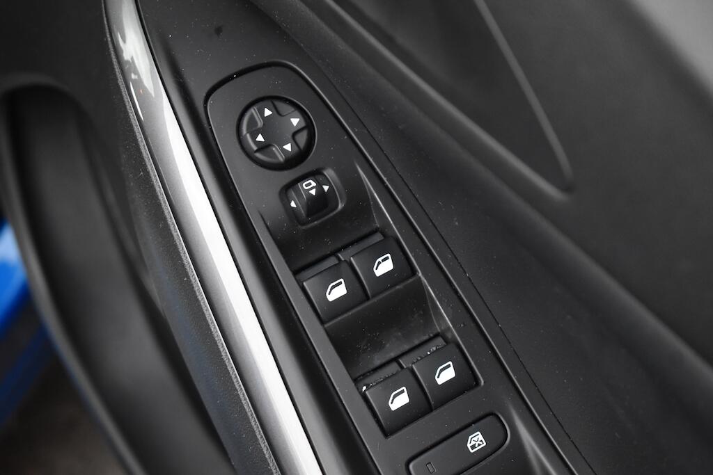 Vauxhall Grandland X view 49