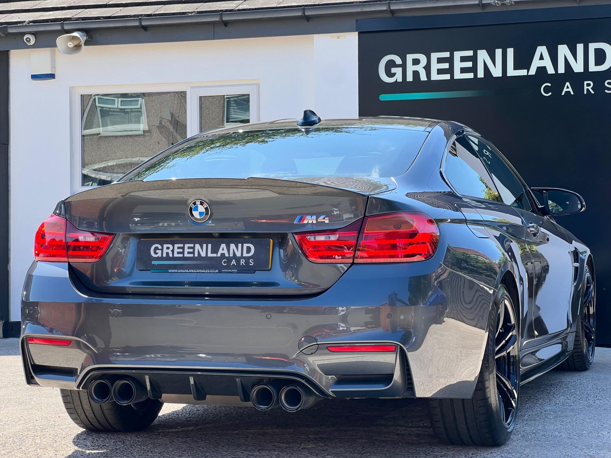 BMW M4 view 34