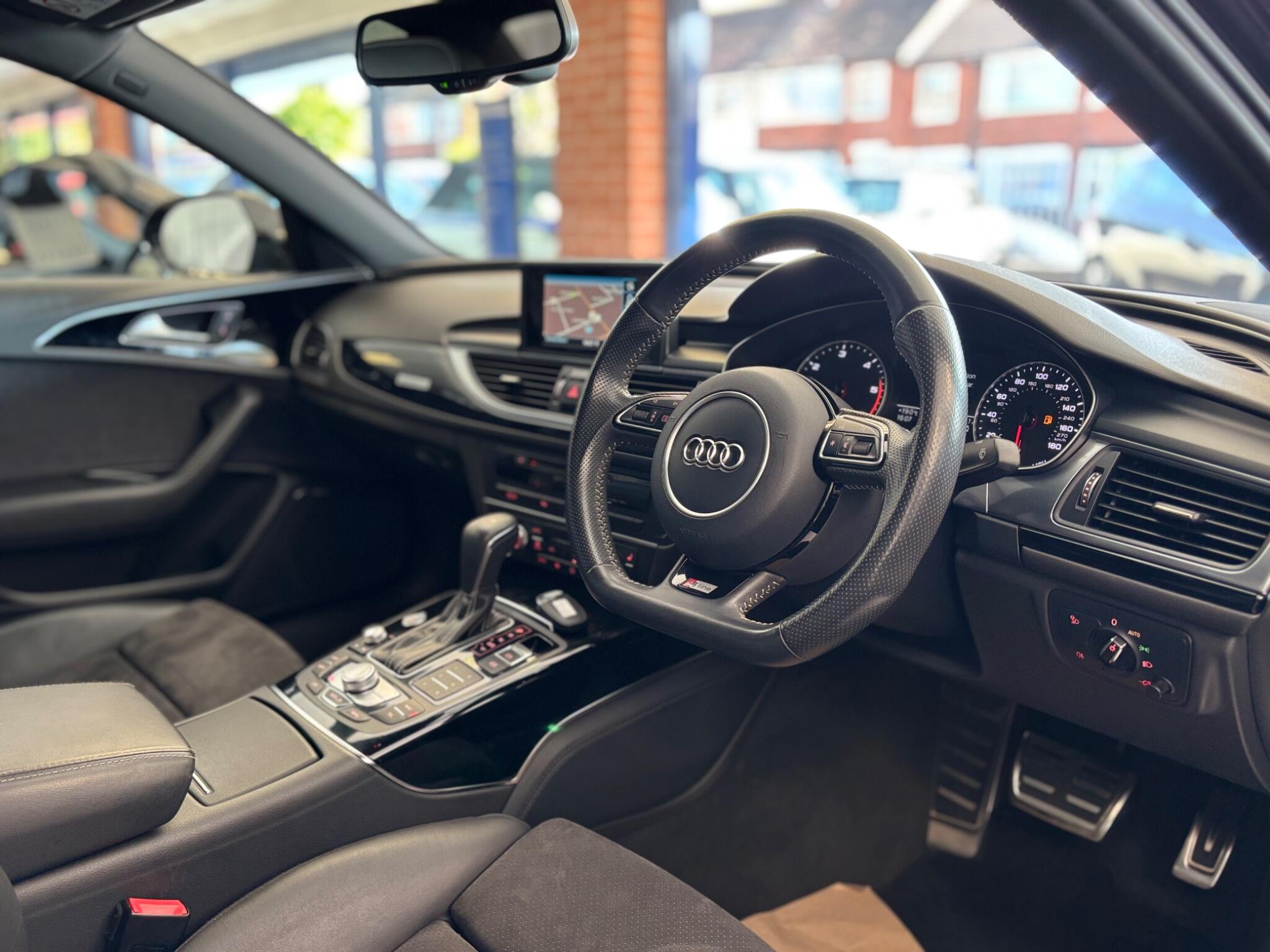 Audi A6 Saloon view 14