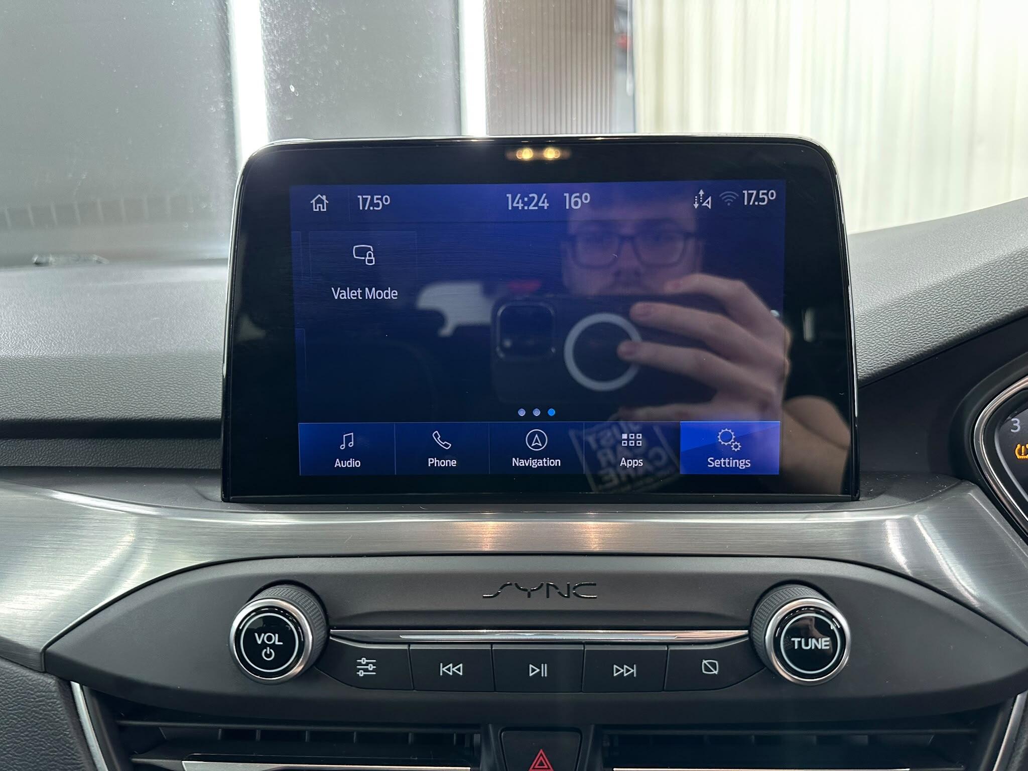Ford Focus view 31