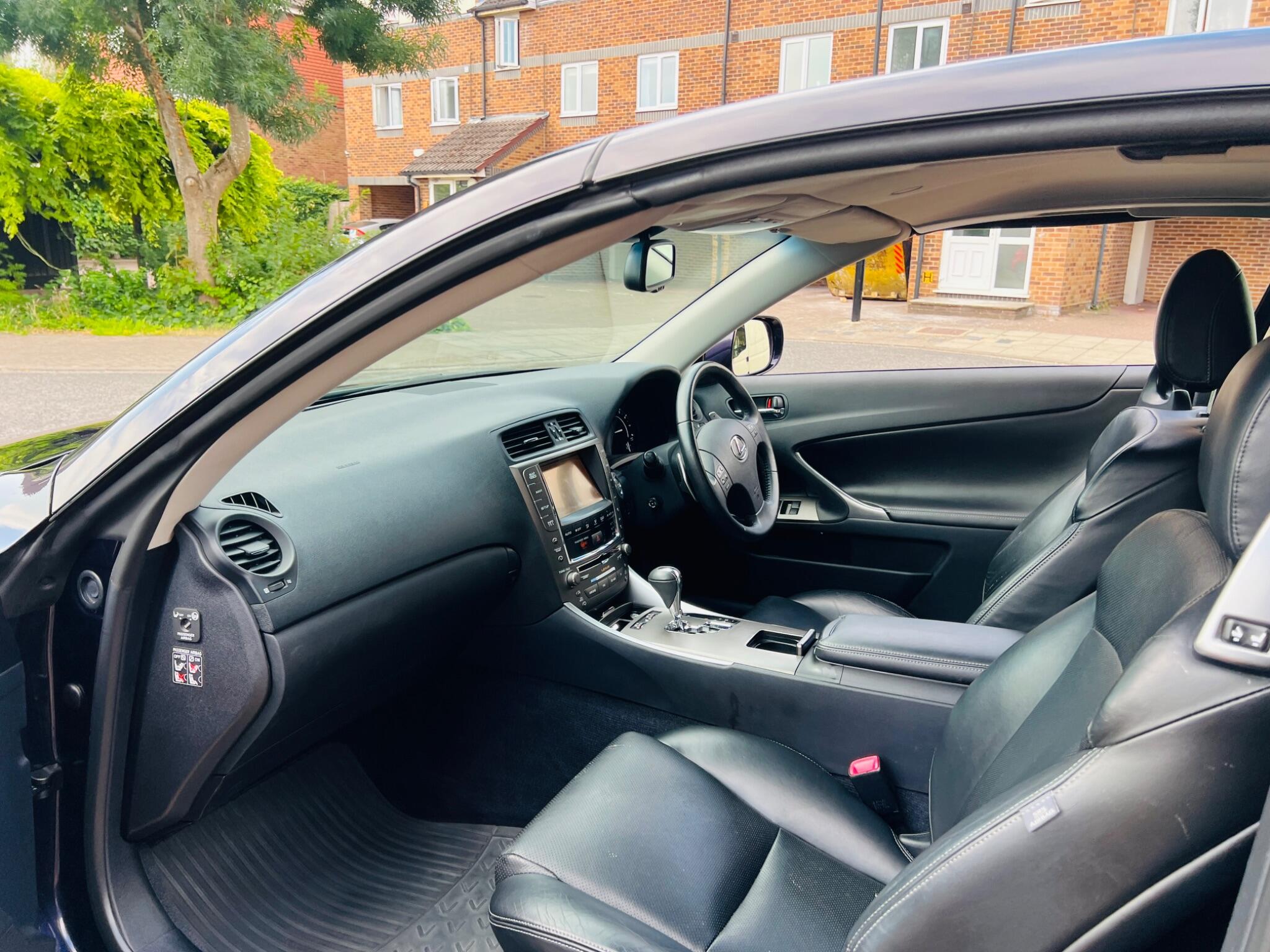 Lexus Is view 87