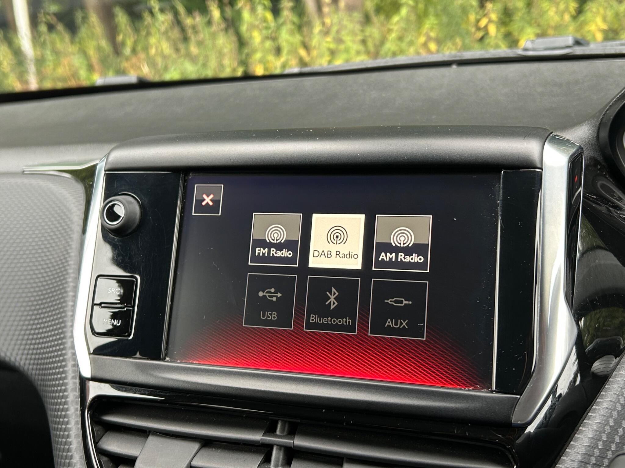 Peugeot 208 view 34