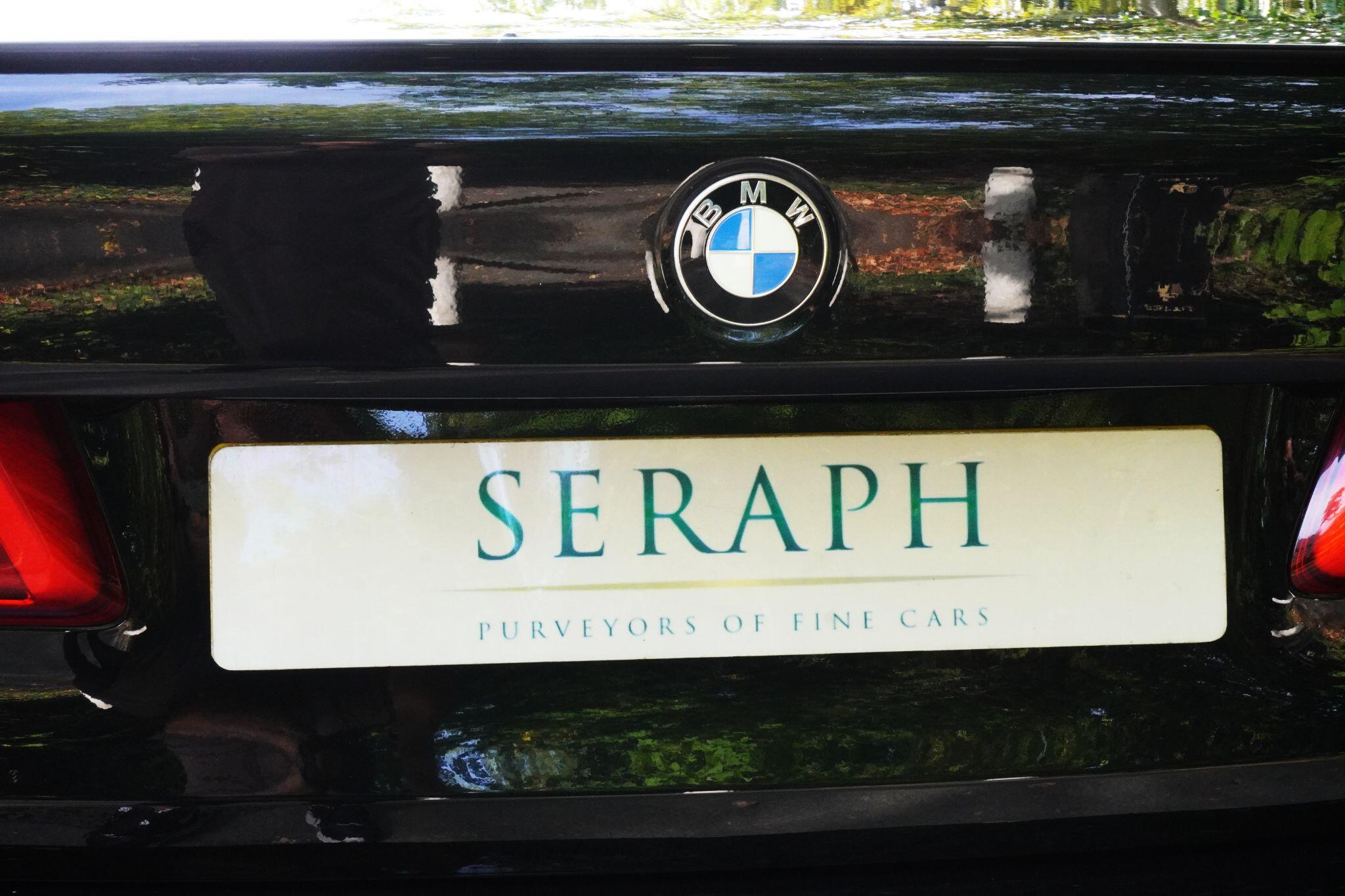 BMW 5 Series view 90