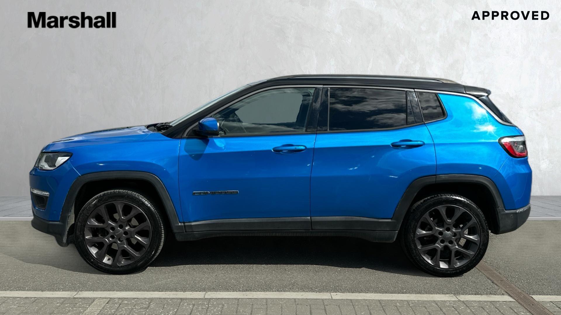 Jeep Compass view 22
