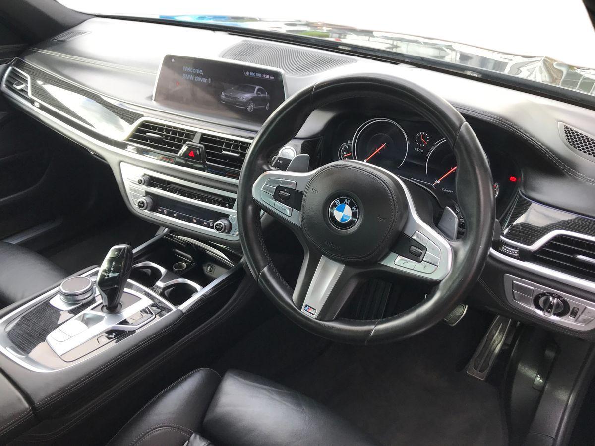 BMW 7 Series view 3