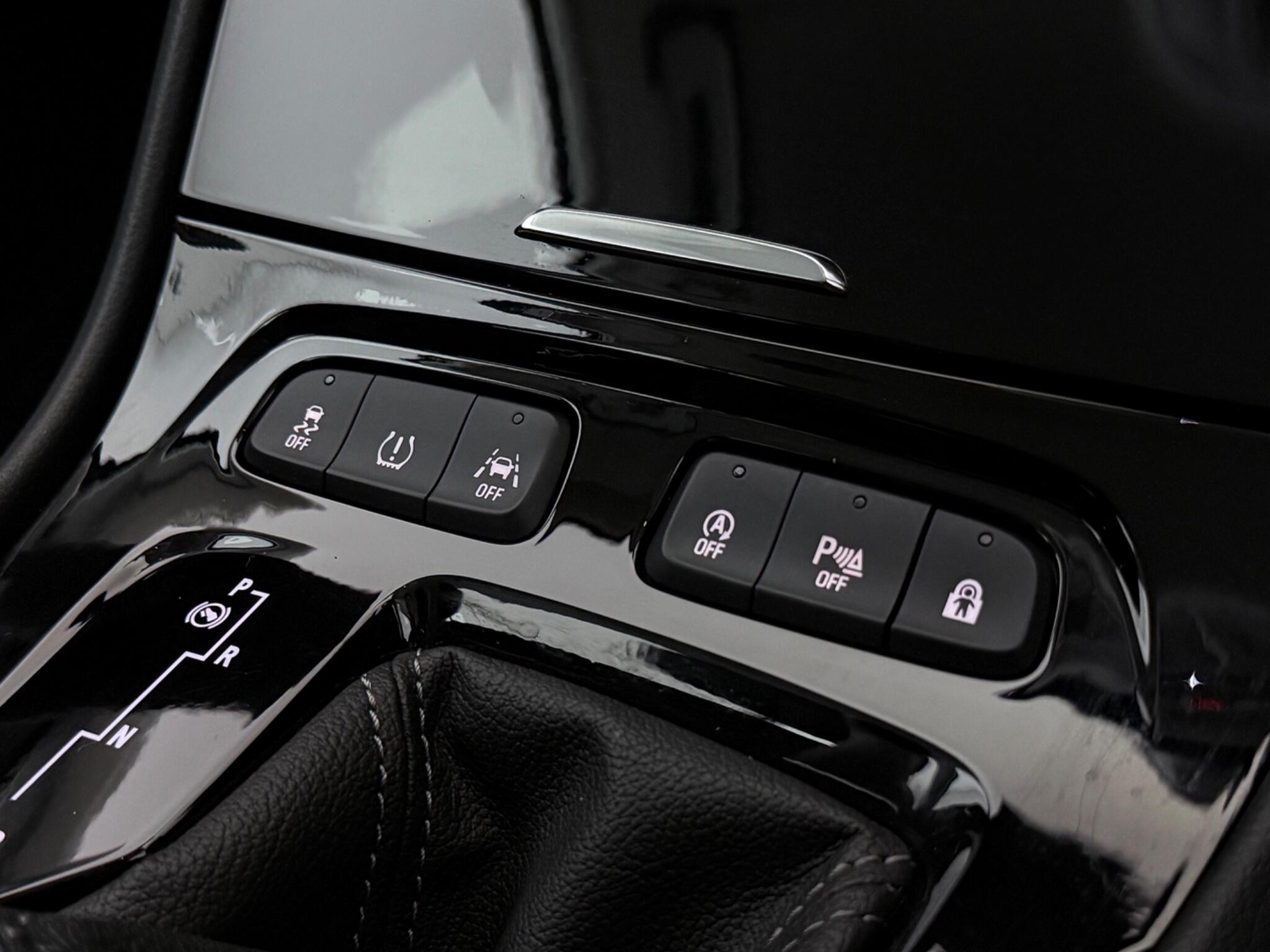 Vauxhall Grandland X view 20