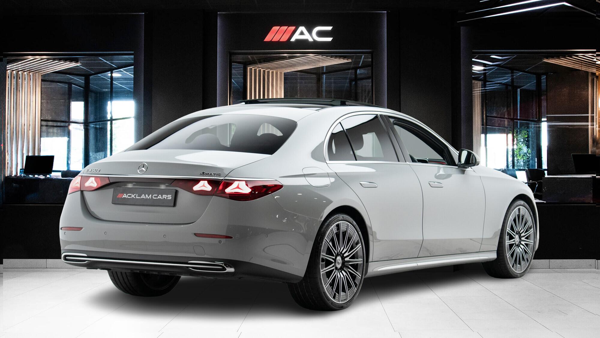 Mercedes-Benz E-Class view 6
