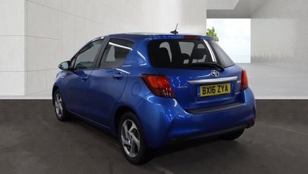 Toyota Yaris view 5