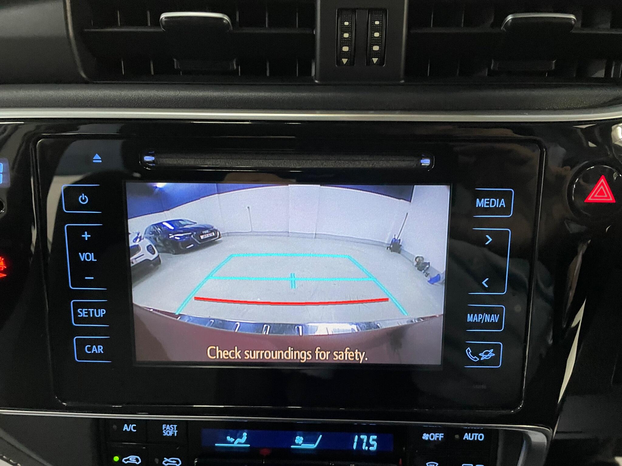 Toyota Auris view 23