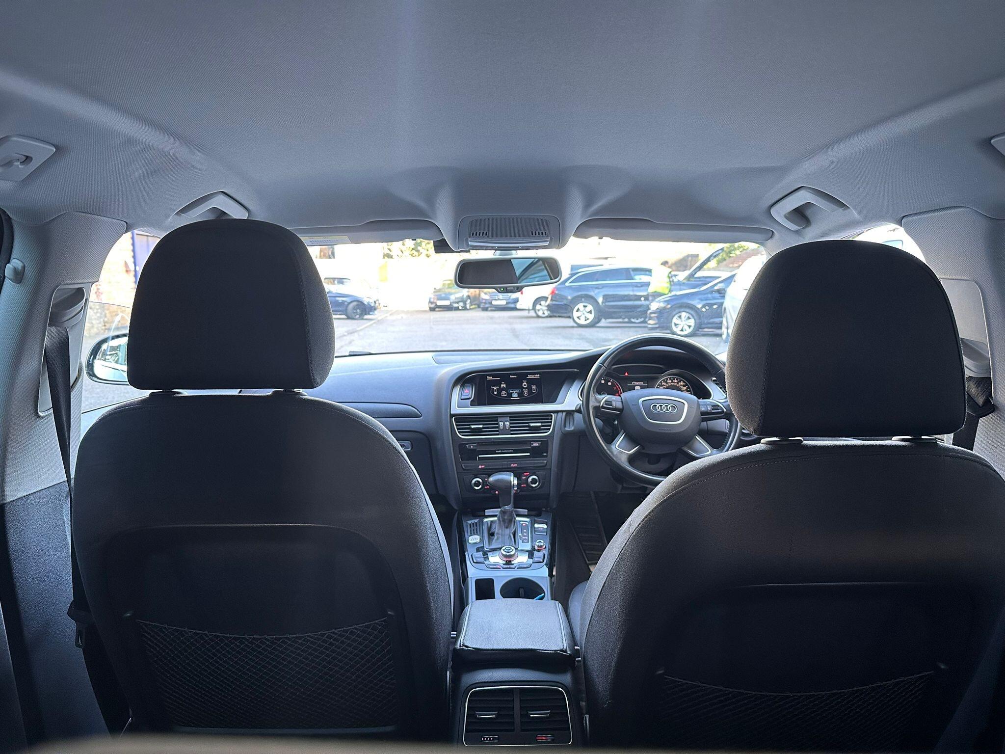 Audi A4 Avant view 20