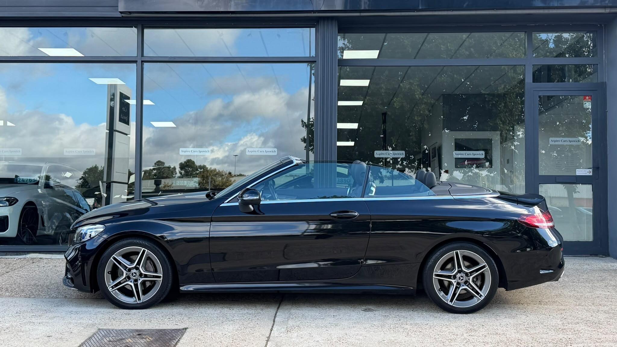 Mercedes-Benz C-Class view 3