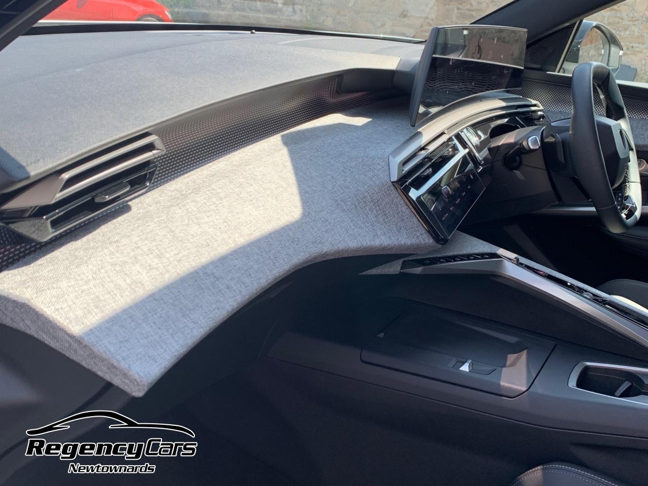 Peugeot 3008 view 12