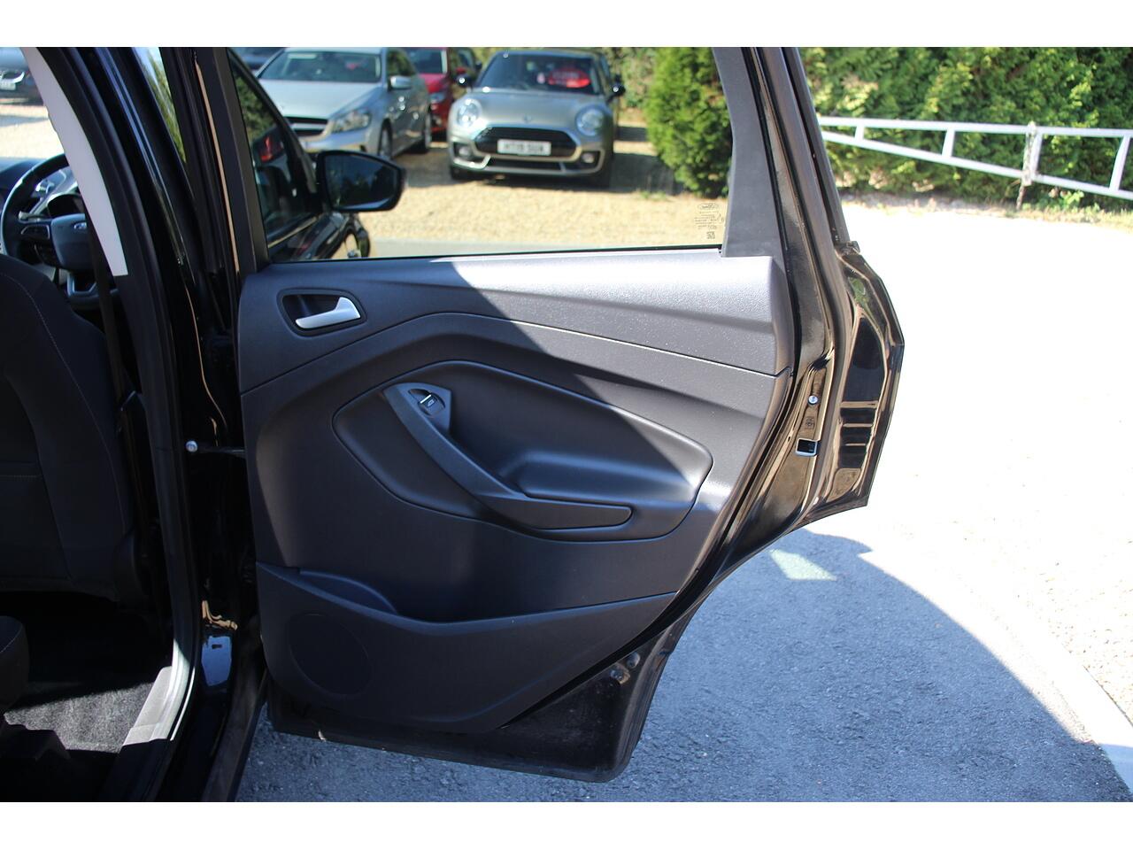 Ford Kuga view 27