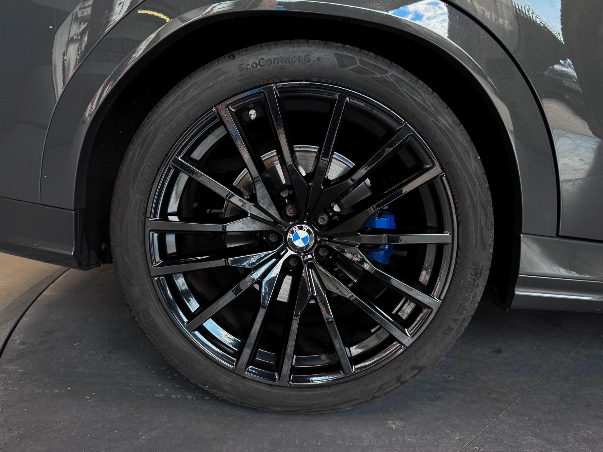 BMW X6 view 68