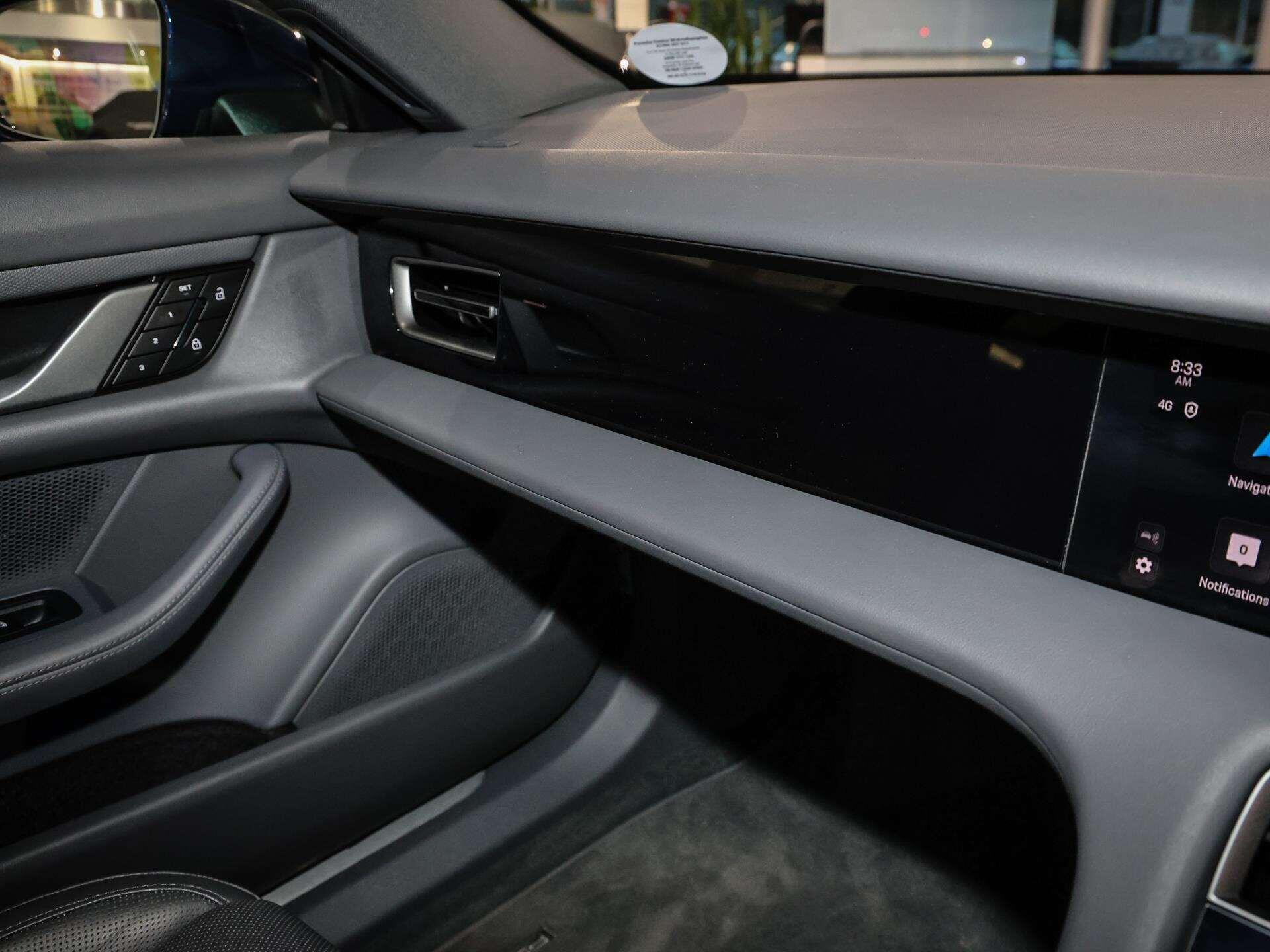 Porsche Taycan view 24