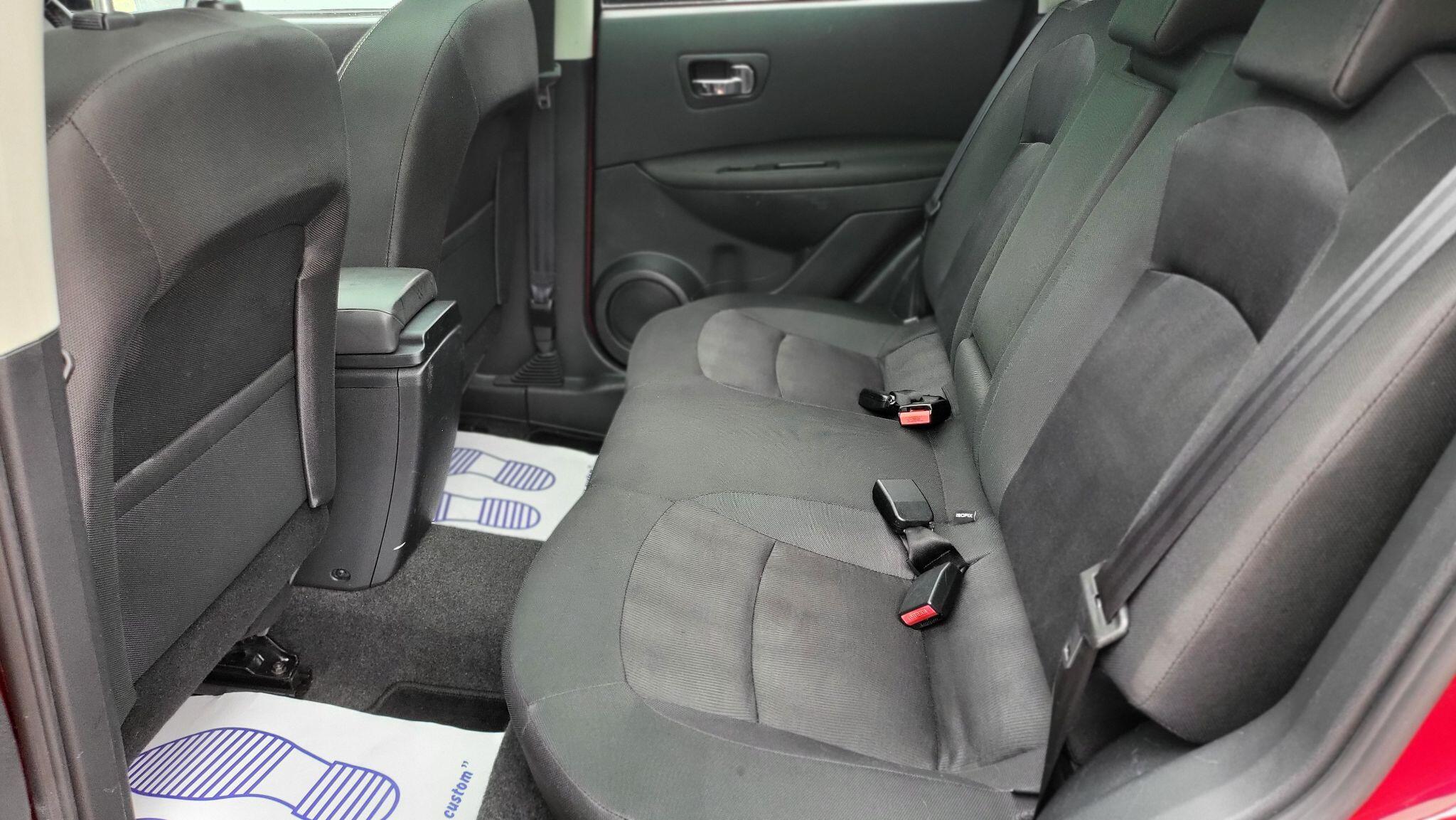 Nissan Qashqai view 18