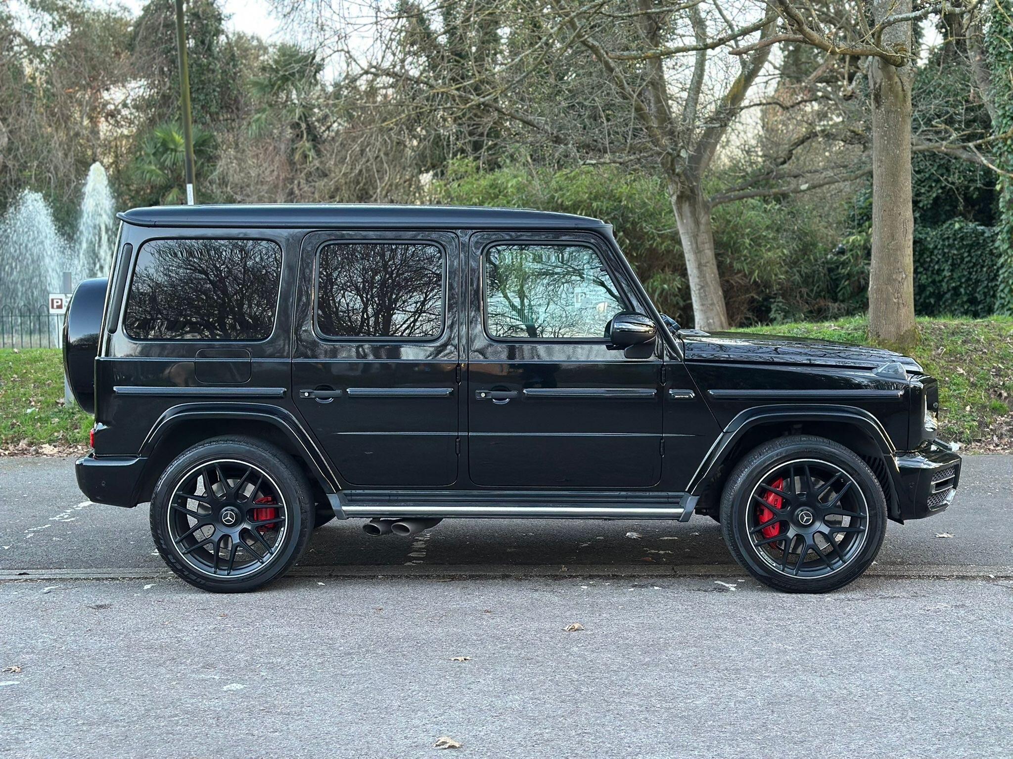 Mercedes-Benz G-Class view 3