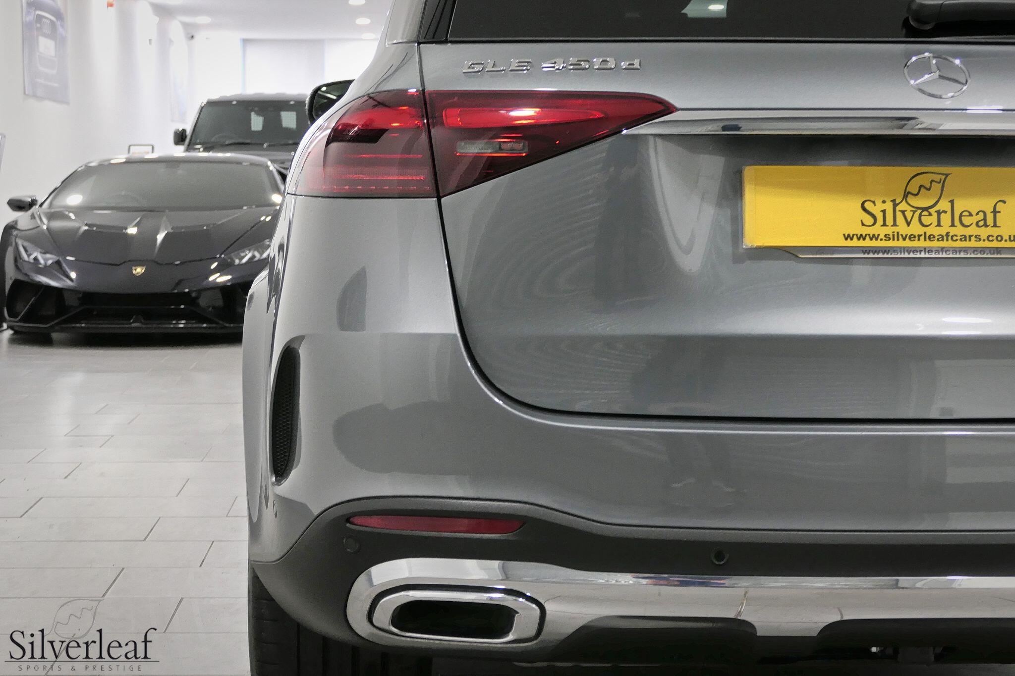 Mercedes-Benz GLE view 35