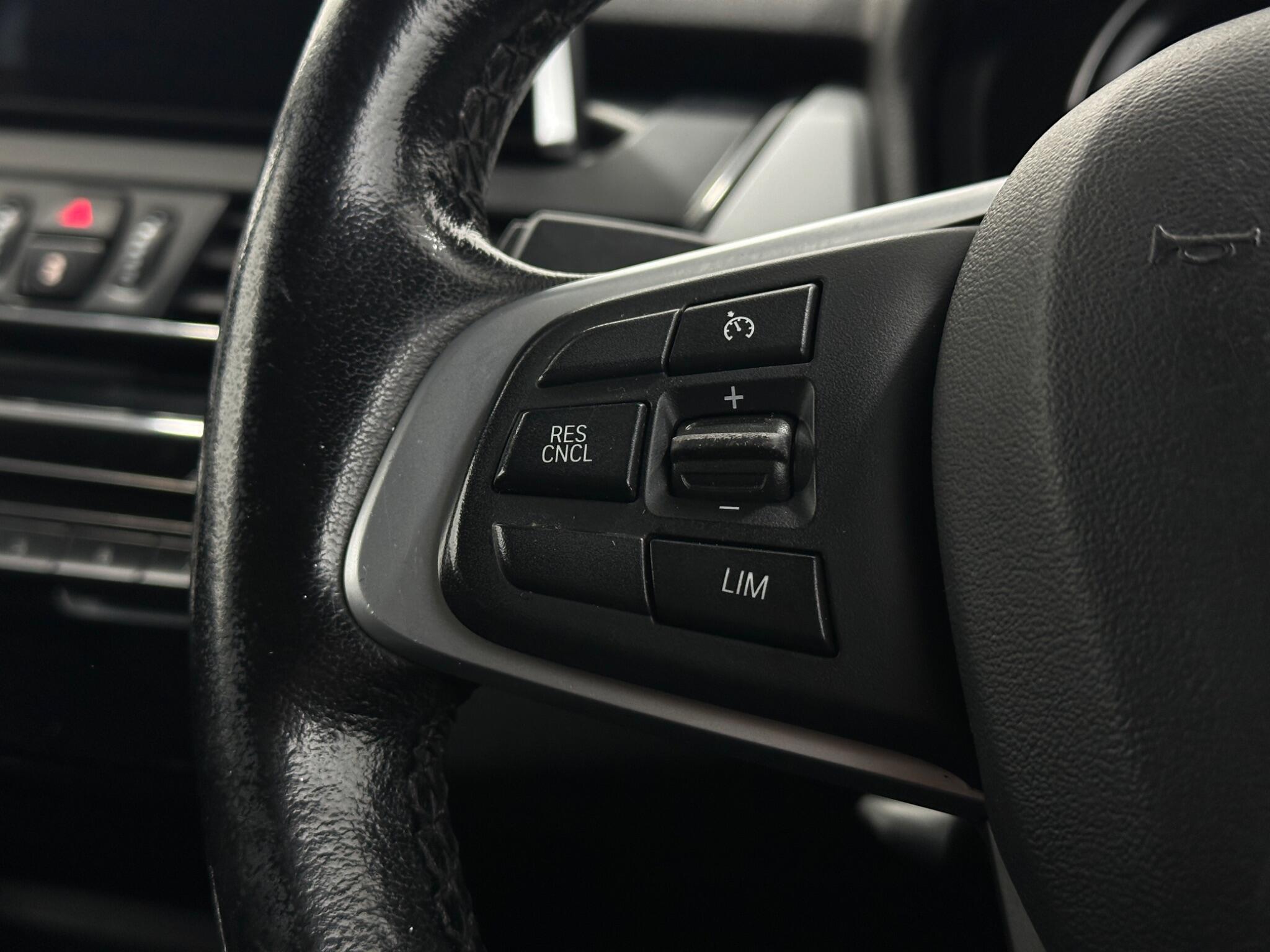 BMW 2 Series view 14